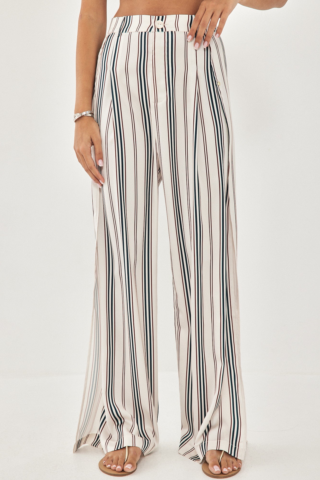WIDE PANTS SLIT
