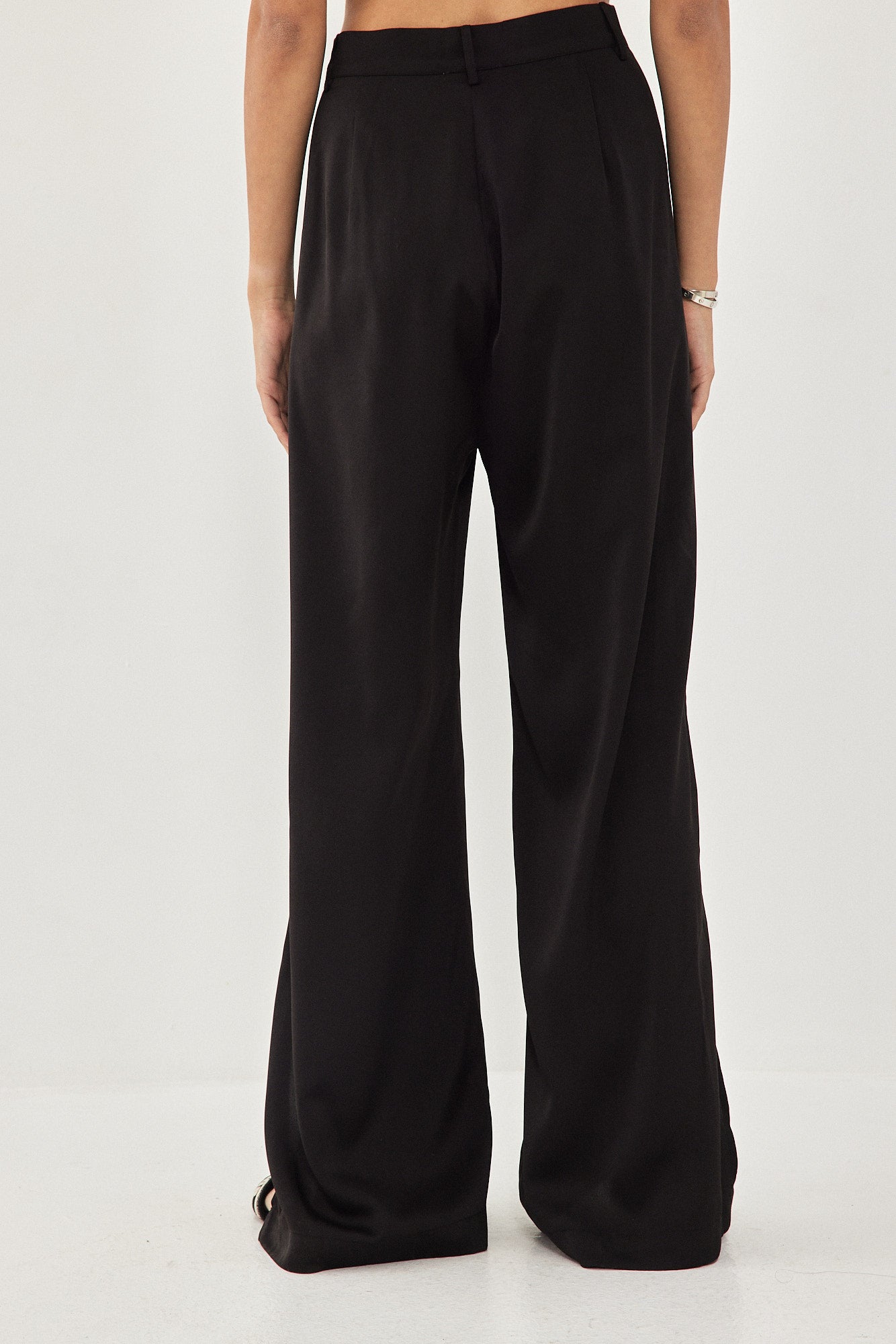 WIDE PANTS SLIT