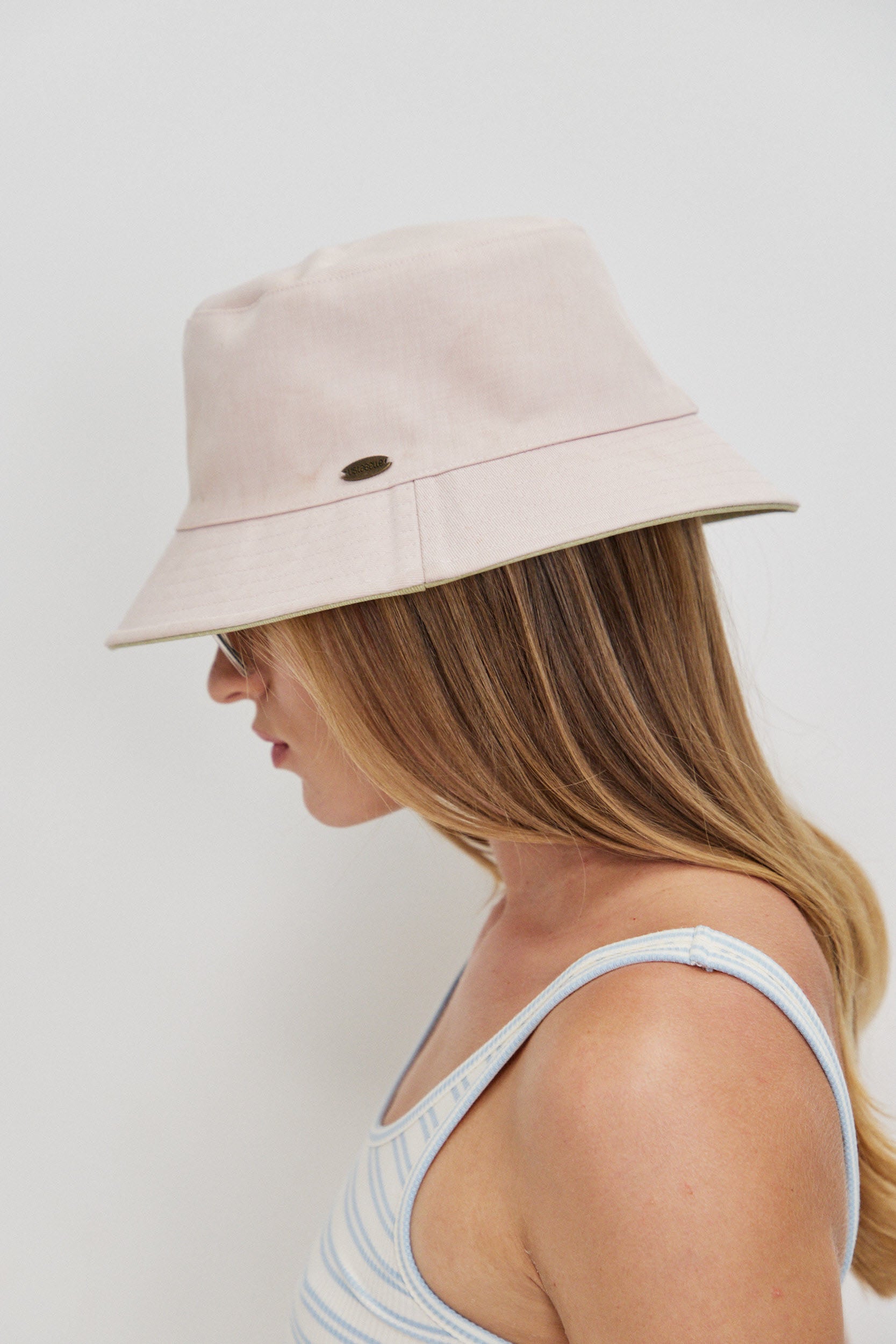 DOUBLE SIDE BUCKET HAT