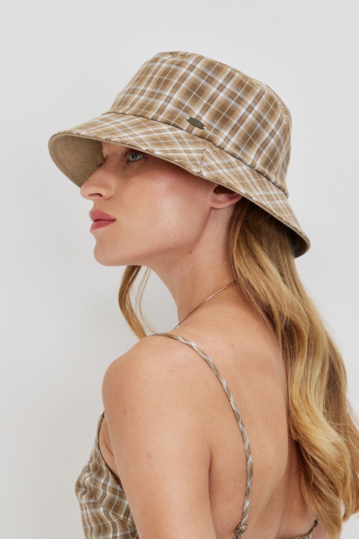 DOUBLE SIDE BUCKET HAT