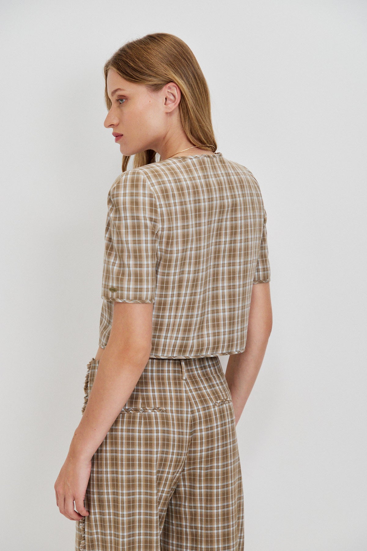 SHORT SLEEVE JACKET