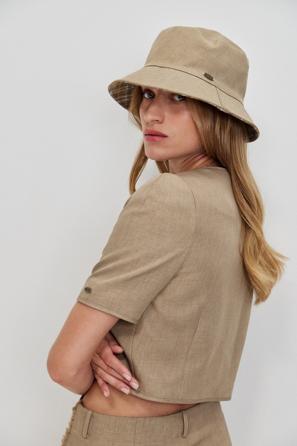 SHORT SLEEVE JACKET