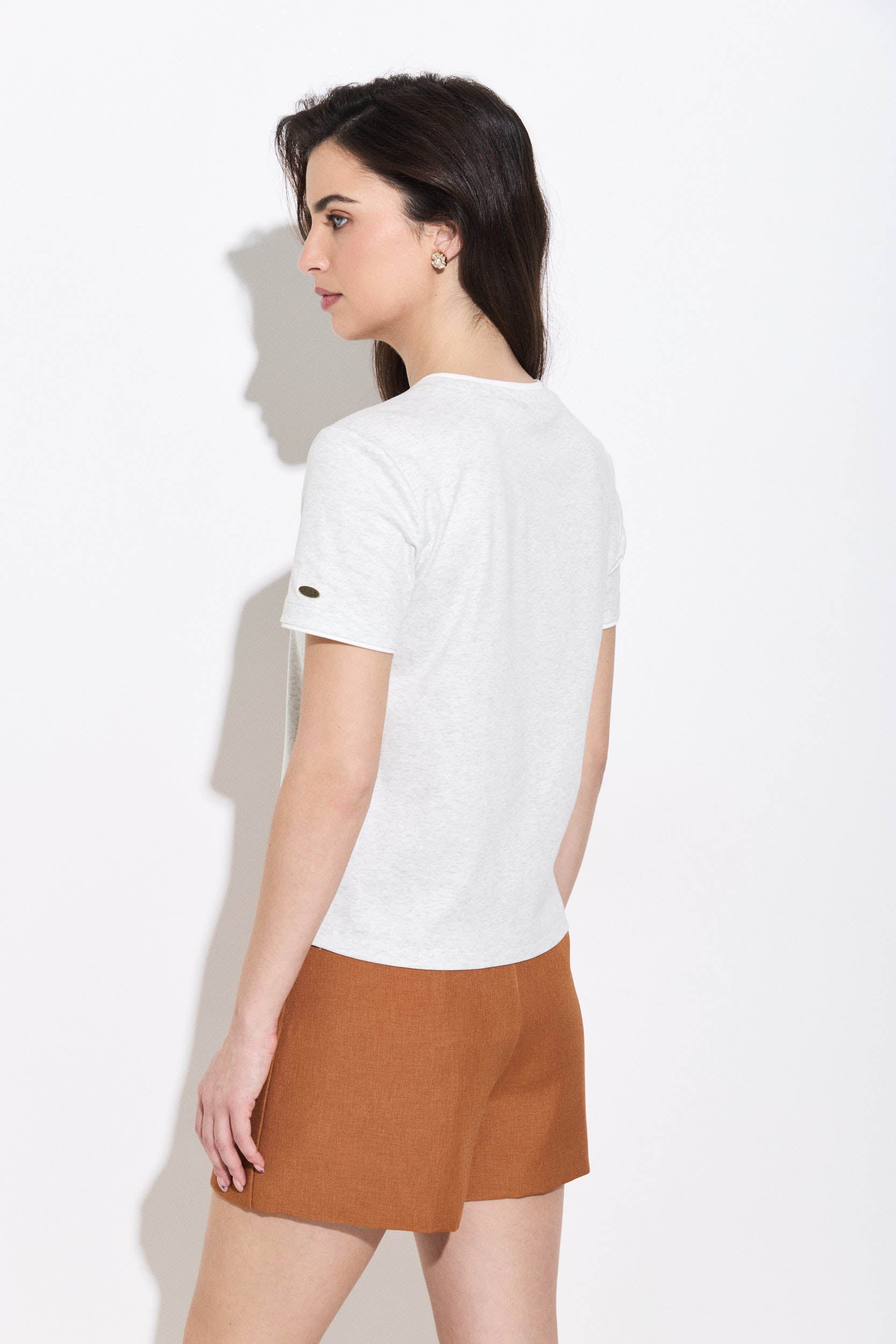 ASYMMETRIC COLLAR T