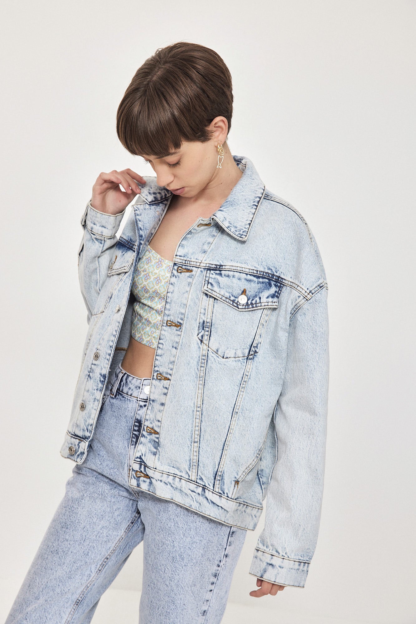 DENIM JACKET