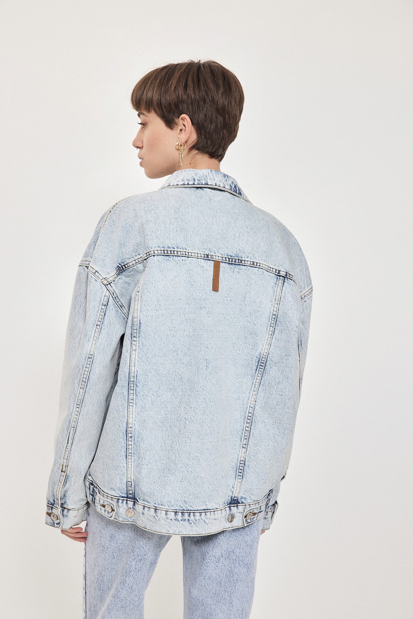 DENIM JACKET