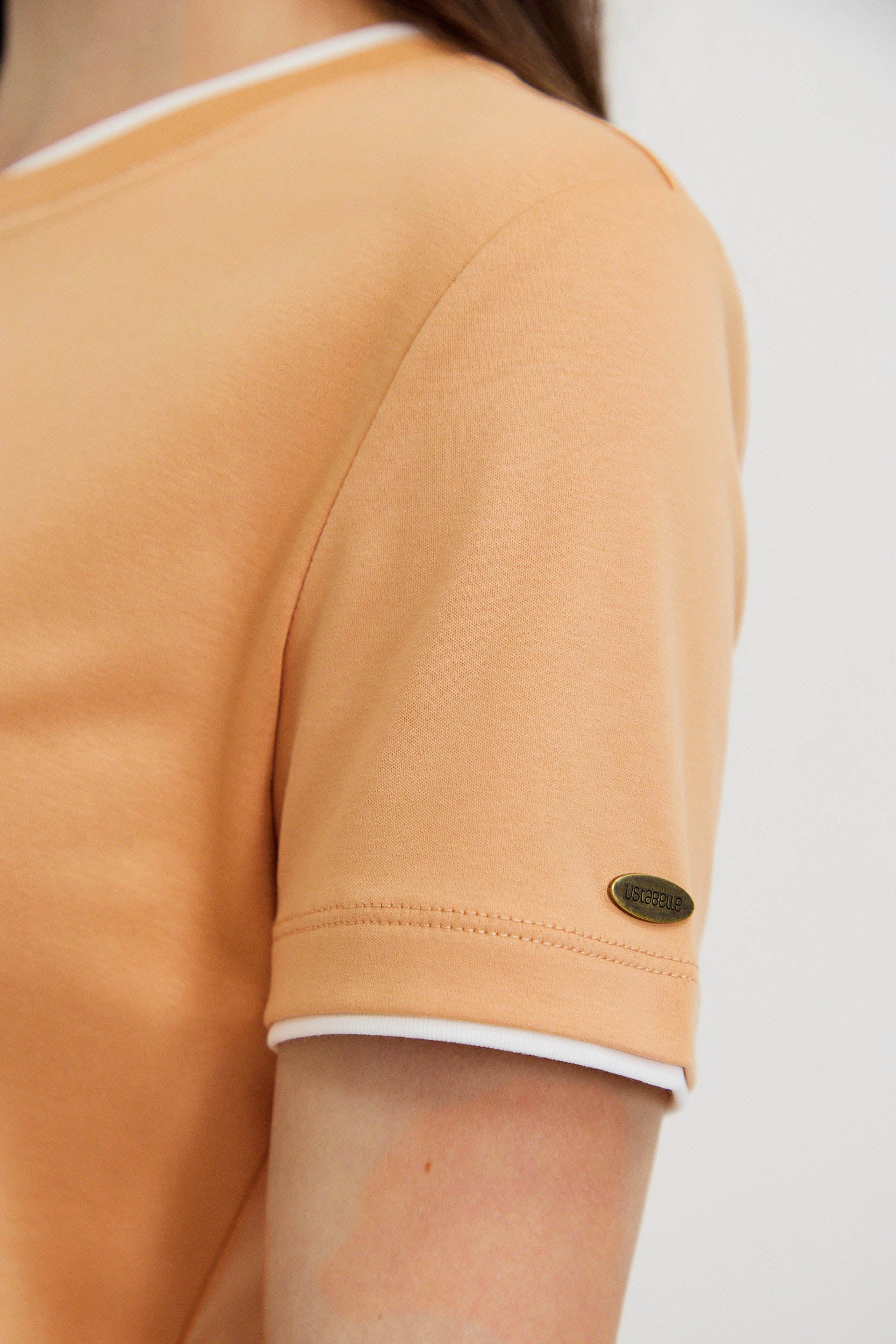 ASYMMETRIC COLLAR T