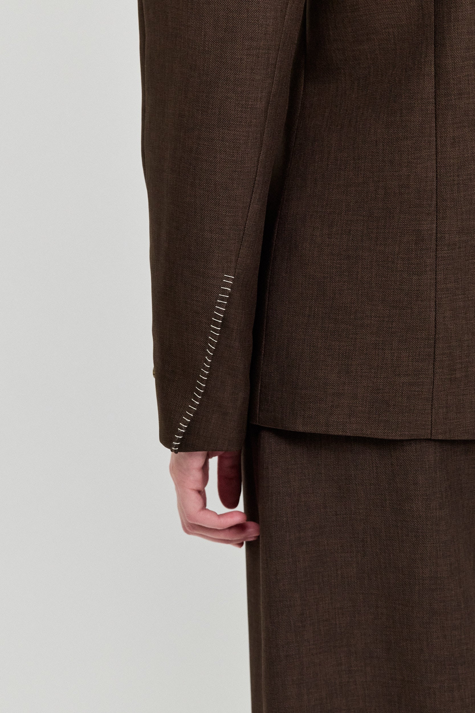 TAILORED JACKET WITH BALLOON SLEEVES AND EMBROIDERY