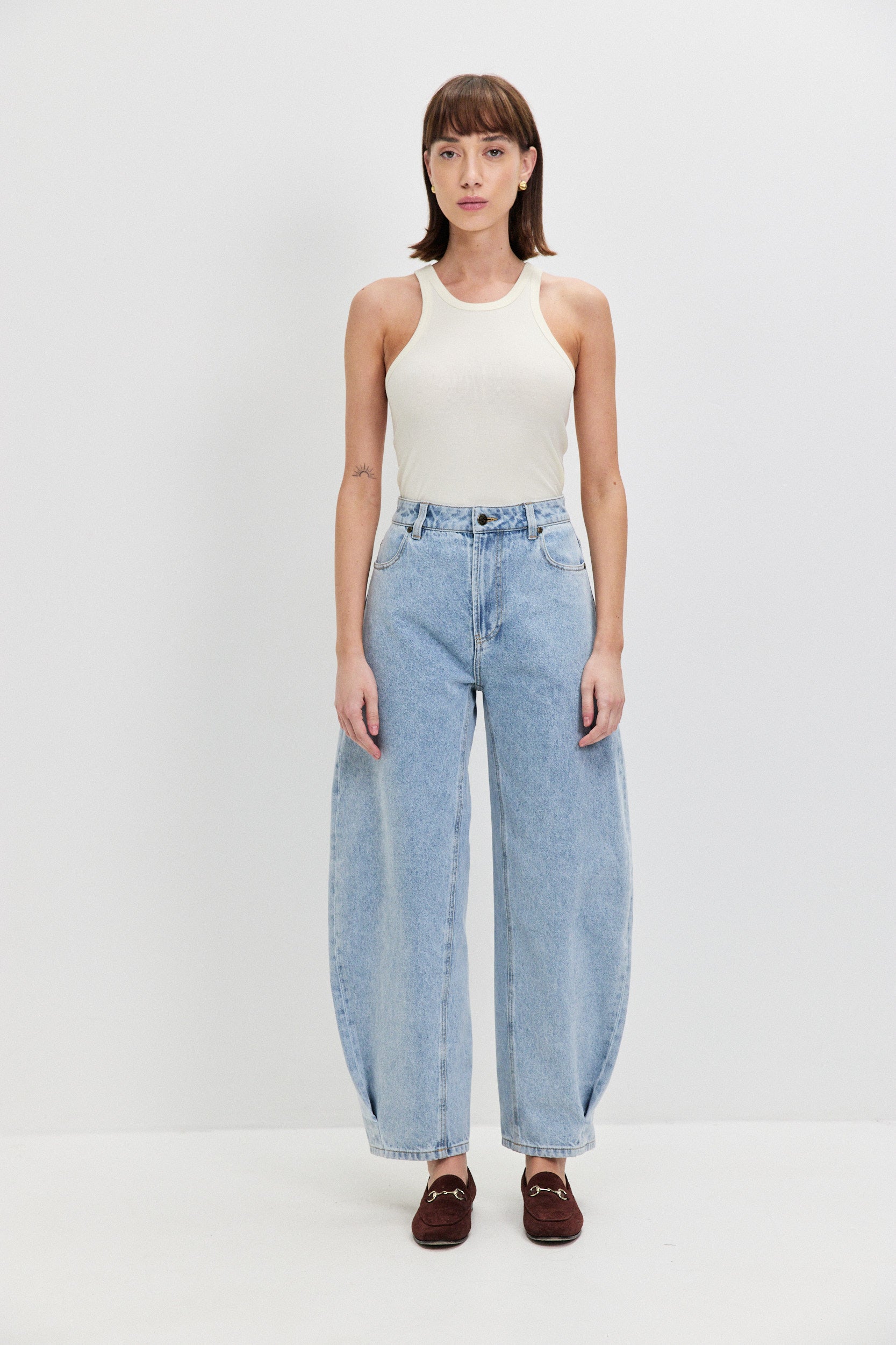 NO. 110 BALLOON JEANS