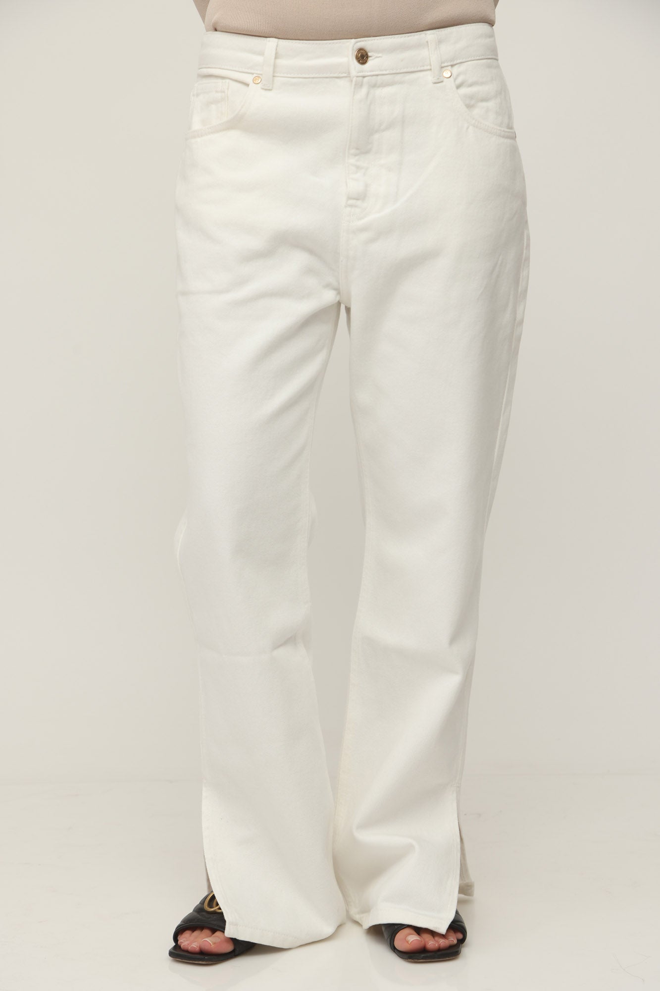 HIGH WAIST LEG SLIT DENIM