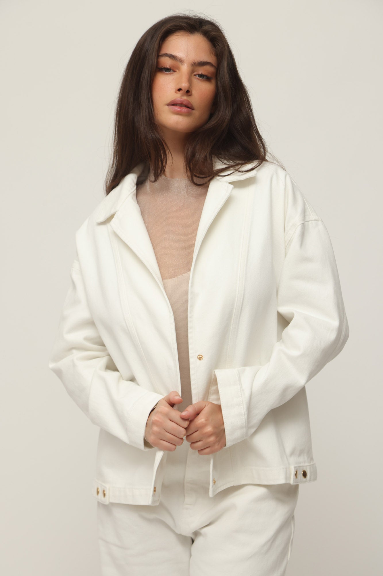 DENIM JACKET HIDDEN SNAPS