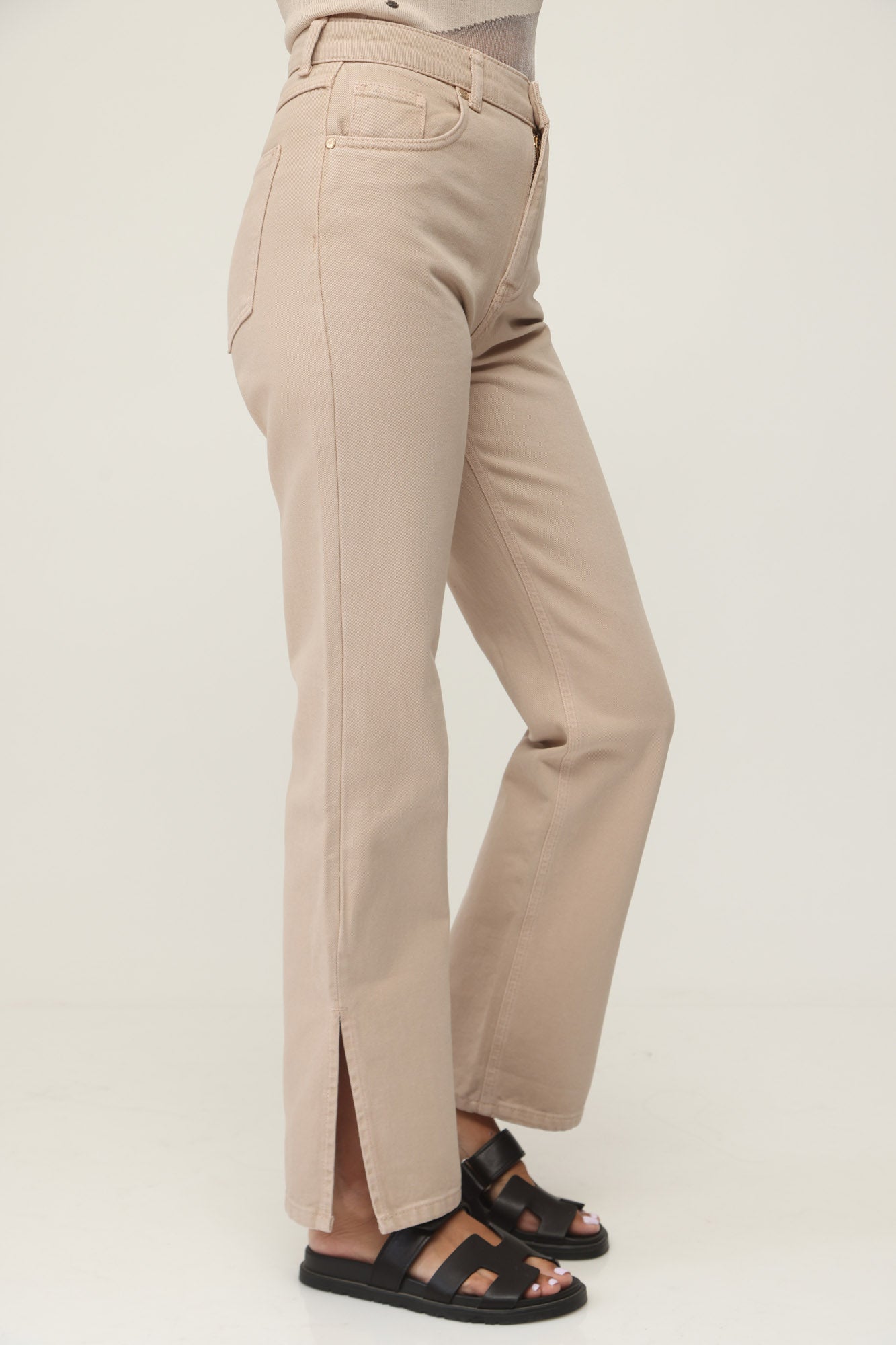 HIGH WAIST LEG SLIT DENIM