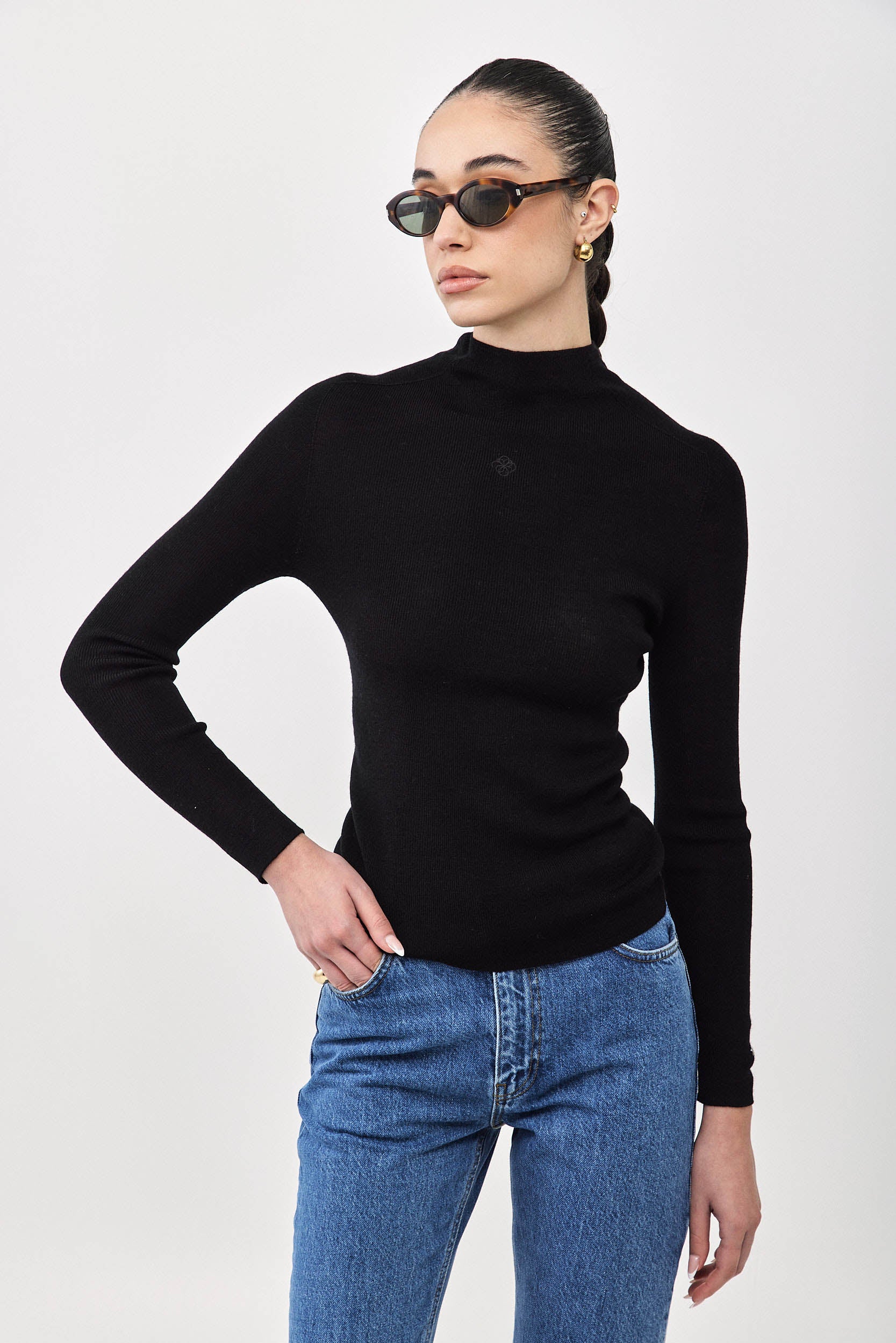 LONG SLEEVES KNIT