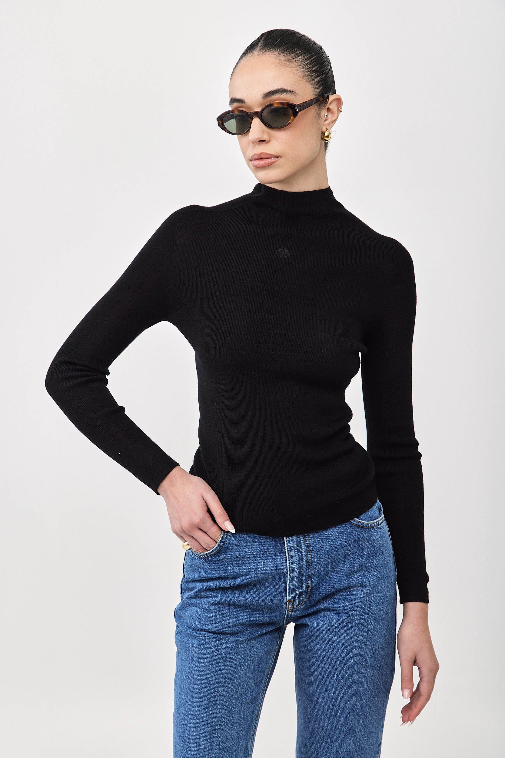LONG SLEEVES KNIT