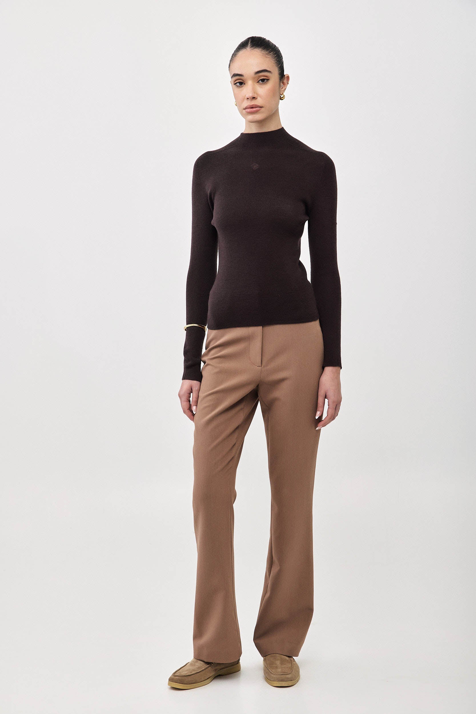 Yeaut Extra Long Sleeve Knit main image 0