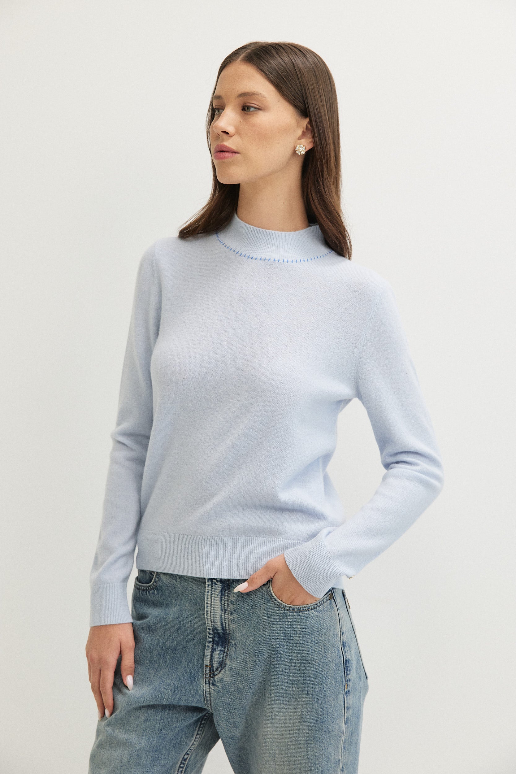 THIN WOOL EMB KNITWEAR