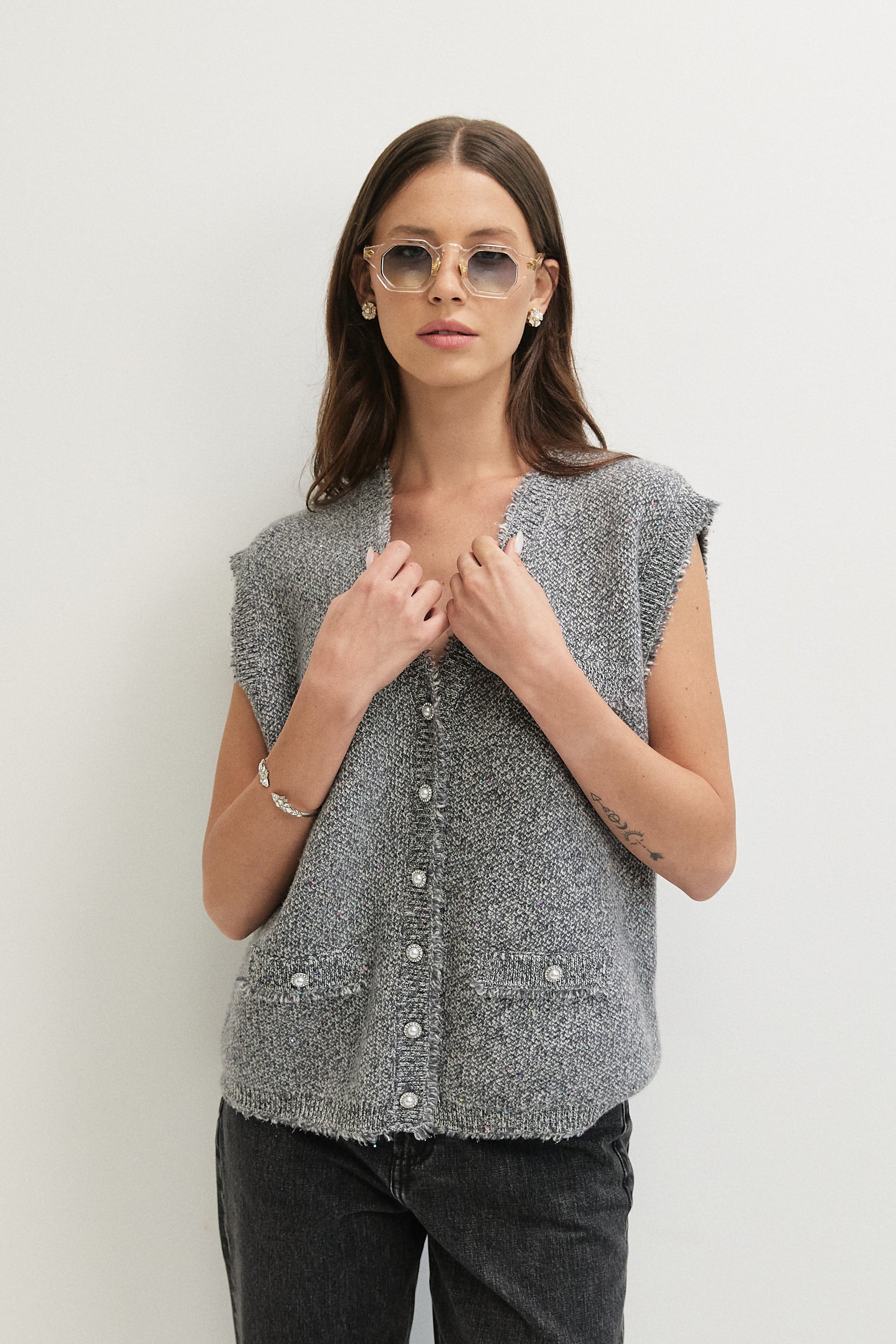 MELANGE WITH SEQUINS VEST
