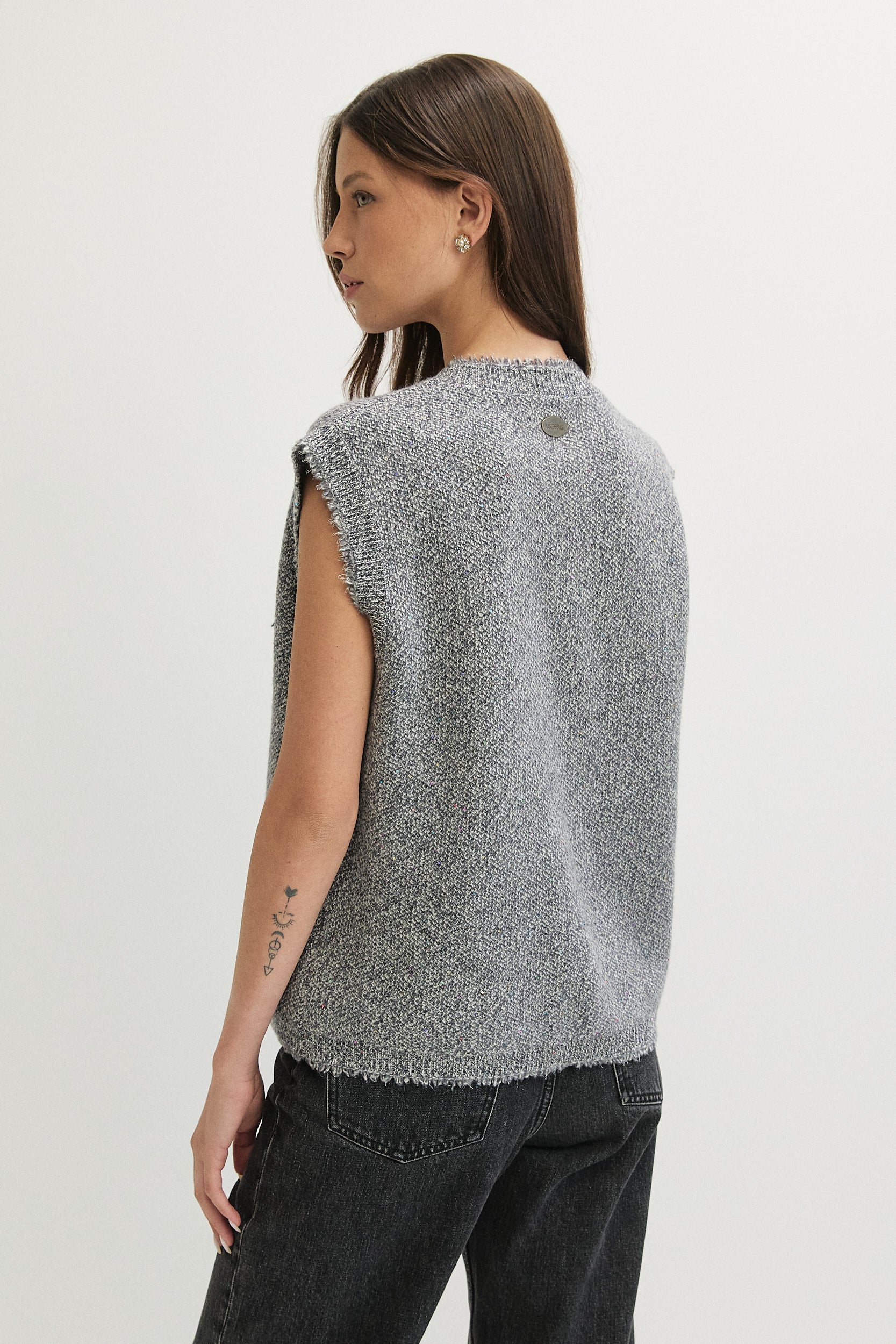 MELANGE WITH SEQUINS VEST