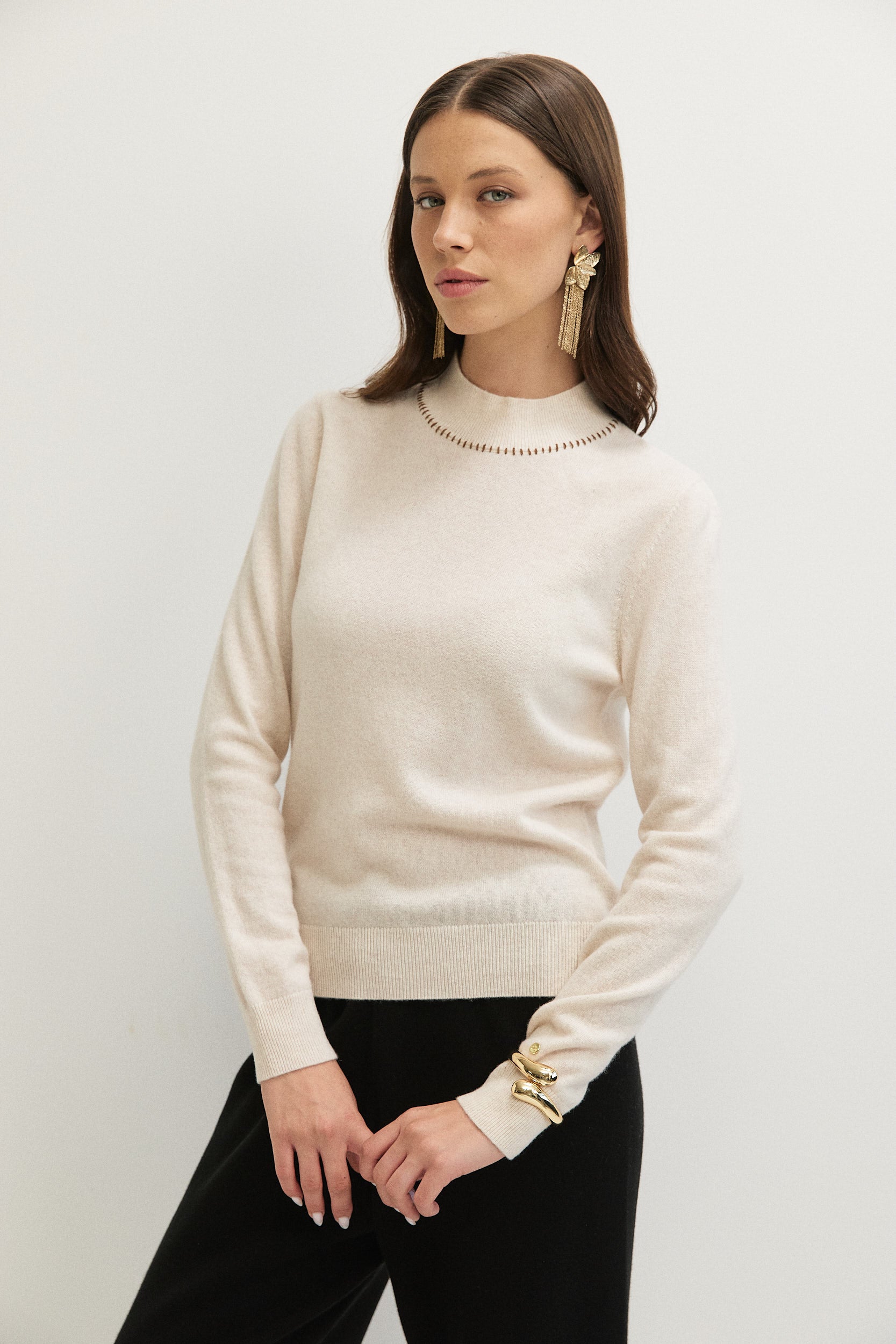 THIN WOOL EMB KNITWEAR