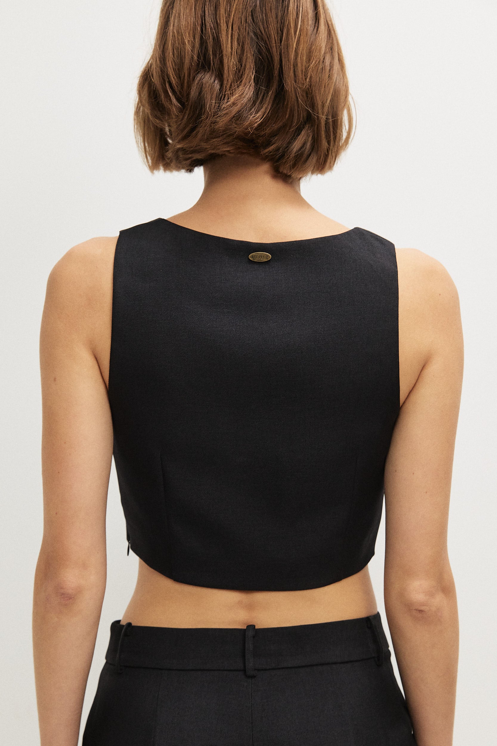 SQUARE CROP TOP