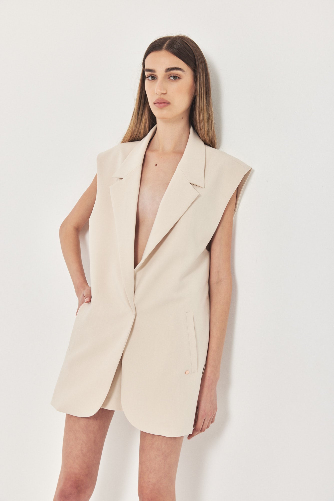 CLASSIC VEST