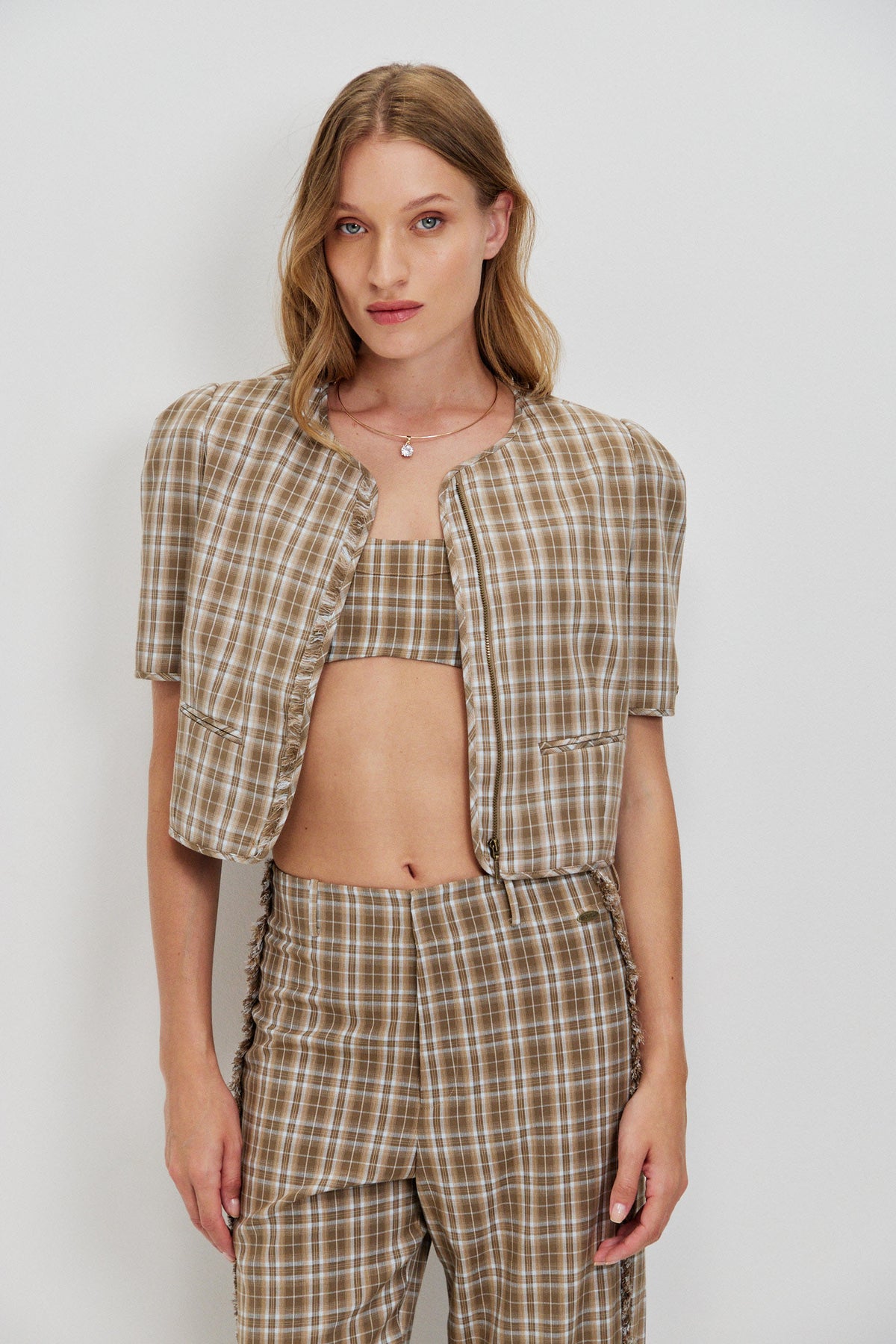 SHORT SLEEVE JACKET