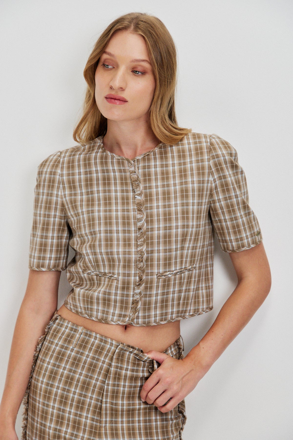 SHORT SLEEVE JACKET
