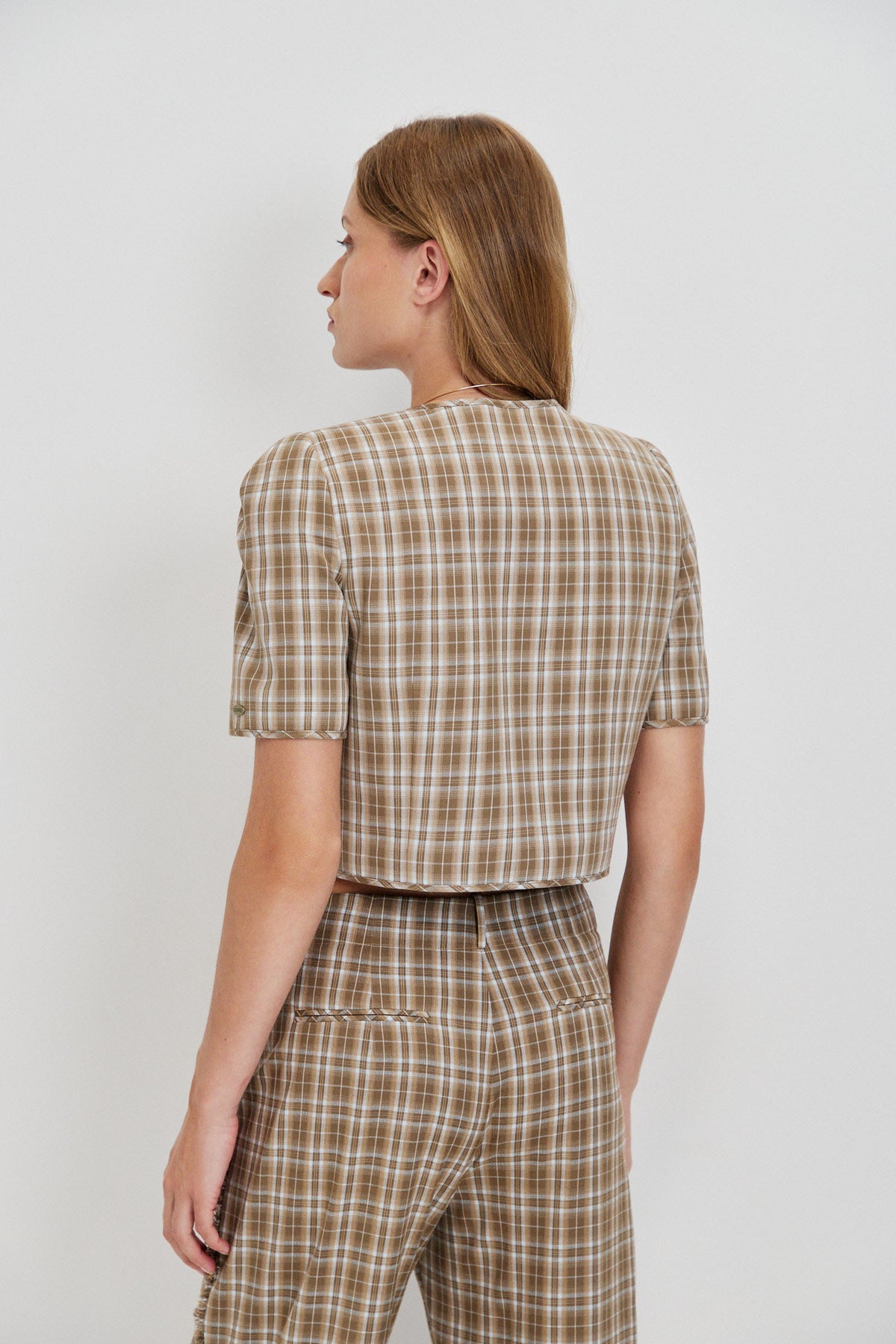 SHORT SLEEVE JACKET