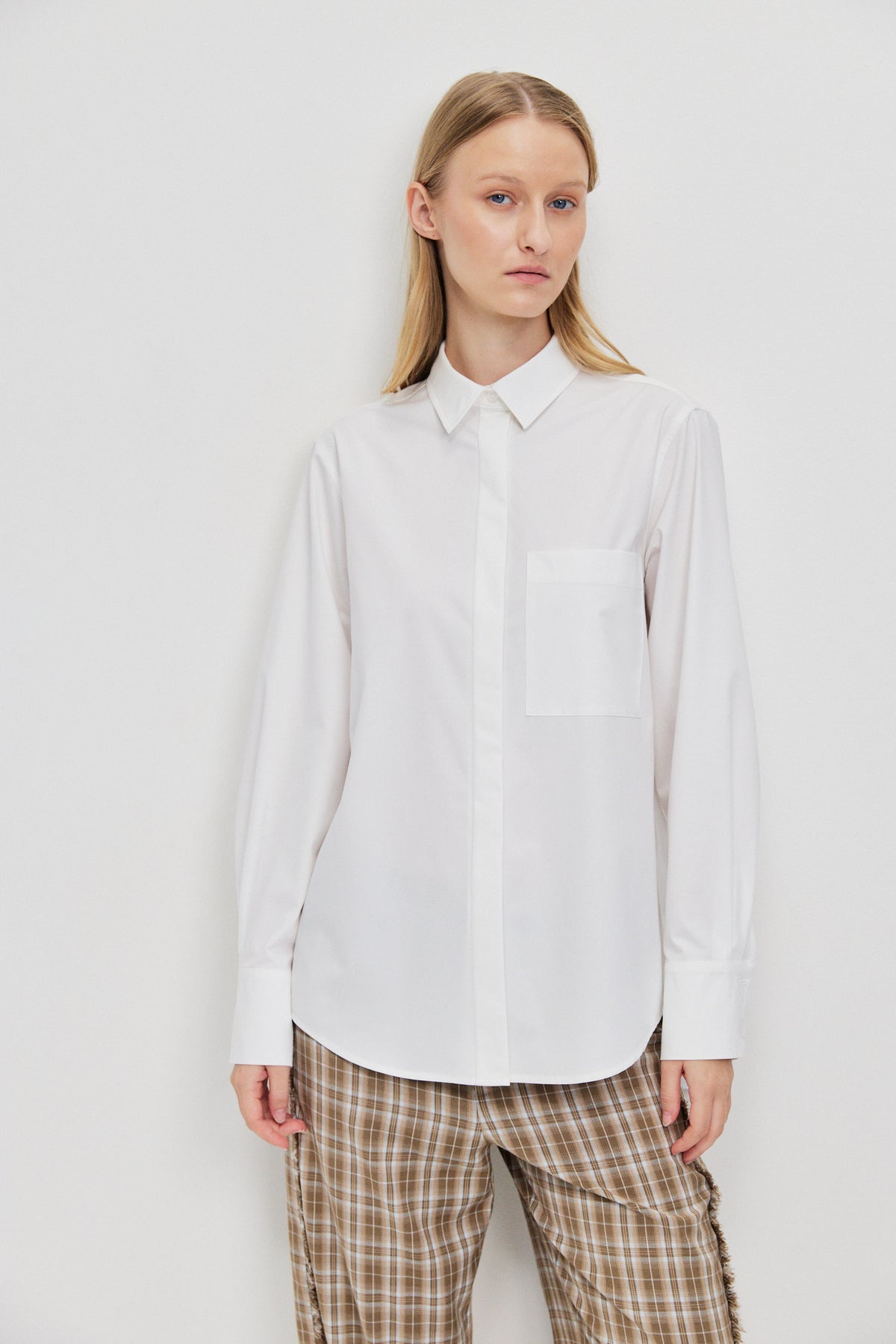 LONG SLEEVE BUTTON SHIRT
