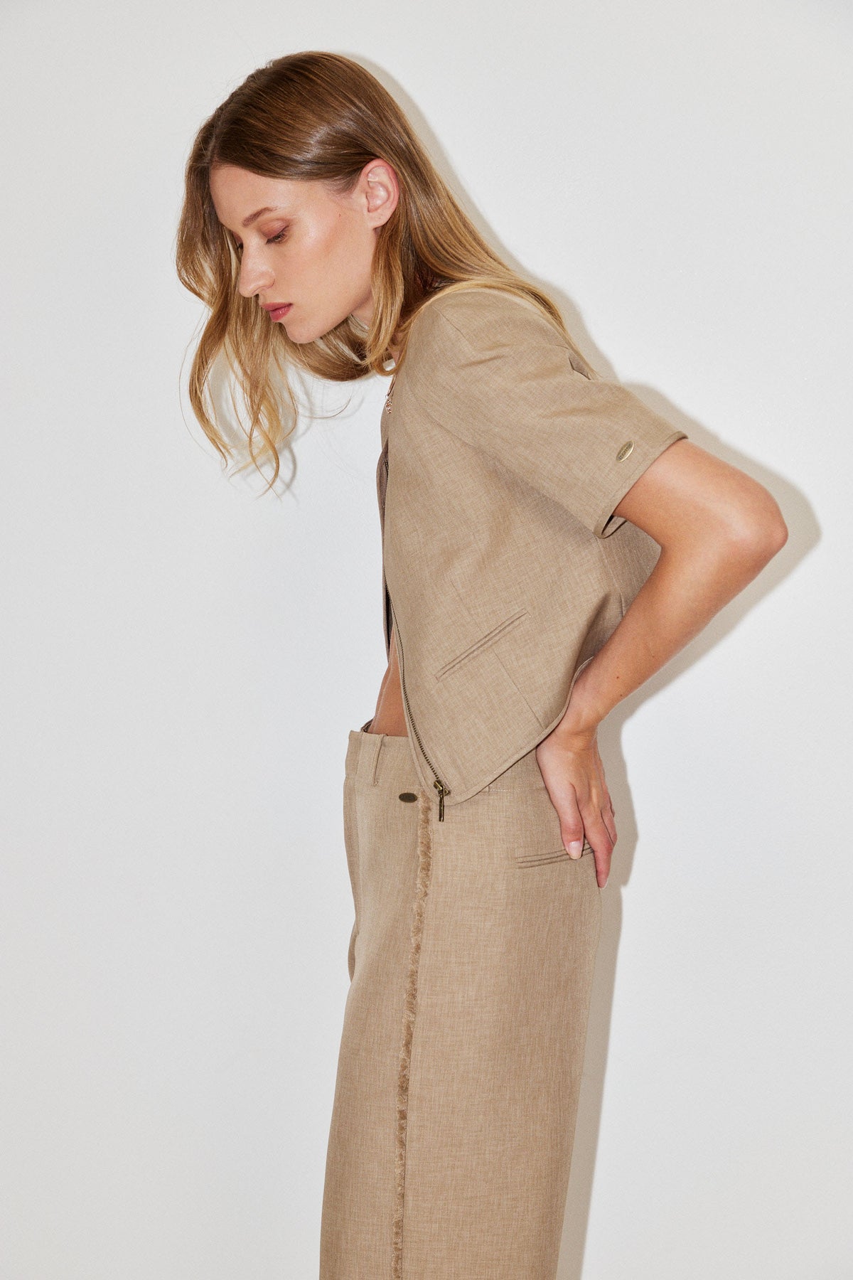 SHORT SLEEVE JACKET