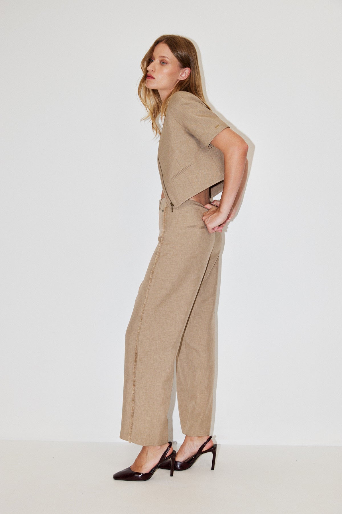 SHORT SLEEVE JACKET