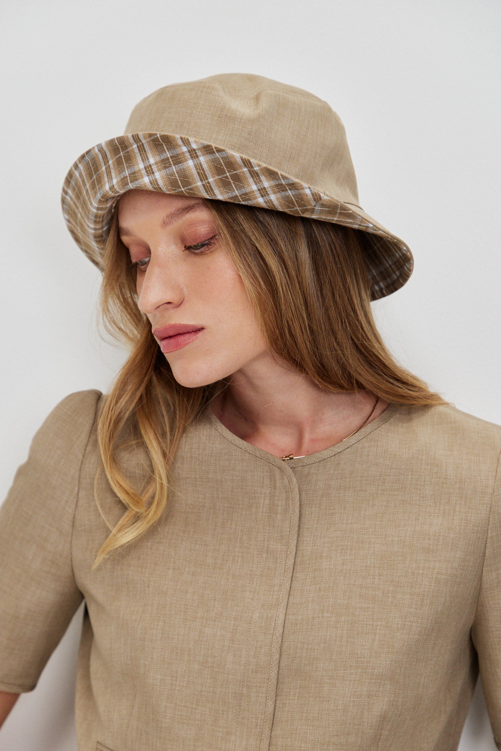DOUBLE SIDE BUCKET HAT
