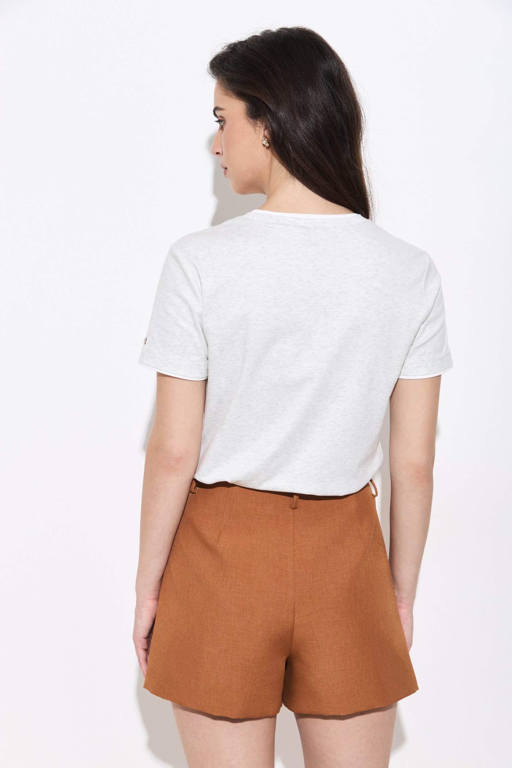 ASYMMETRIC COLLAR T