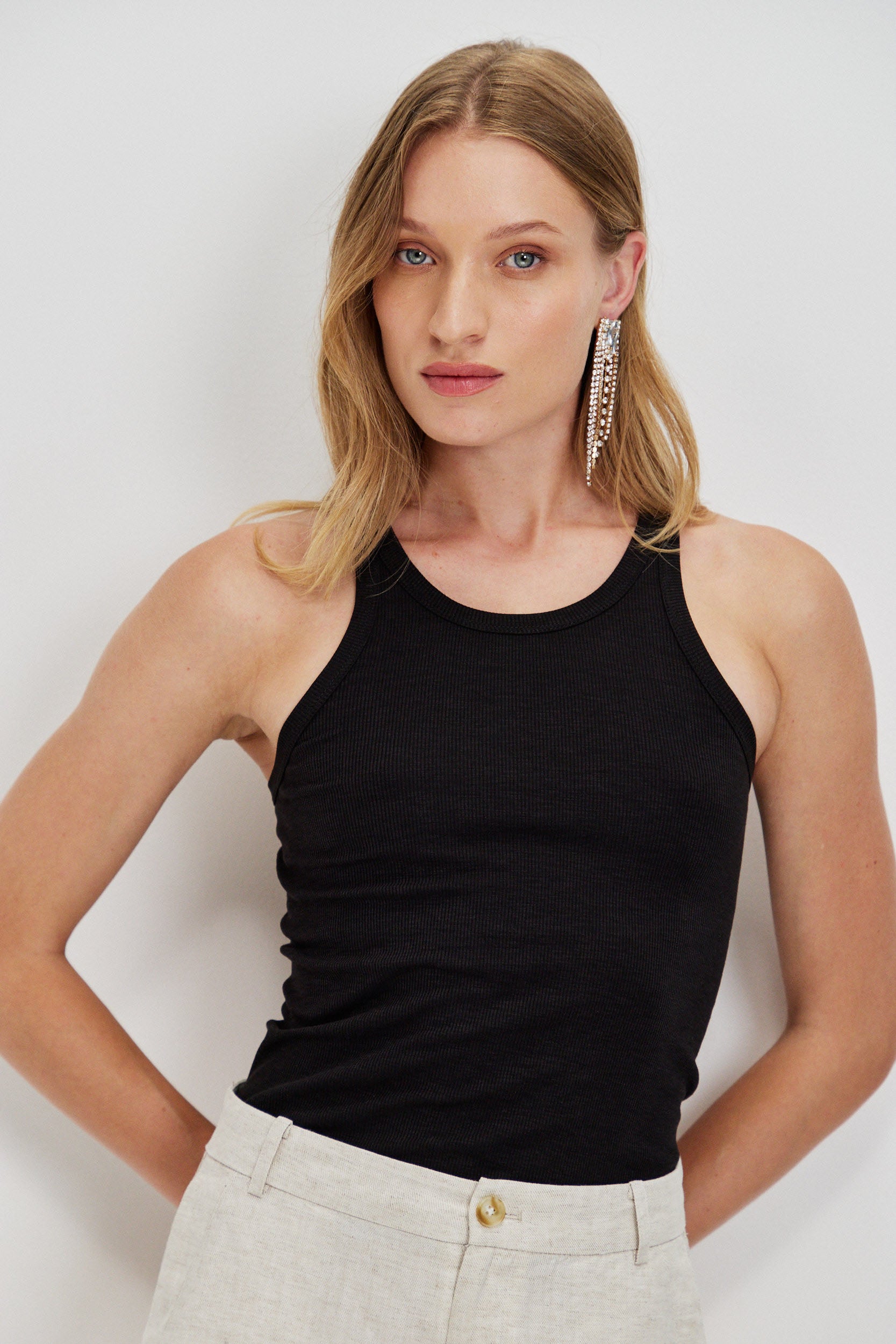 FITTED TANK TOP