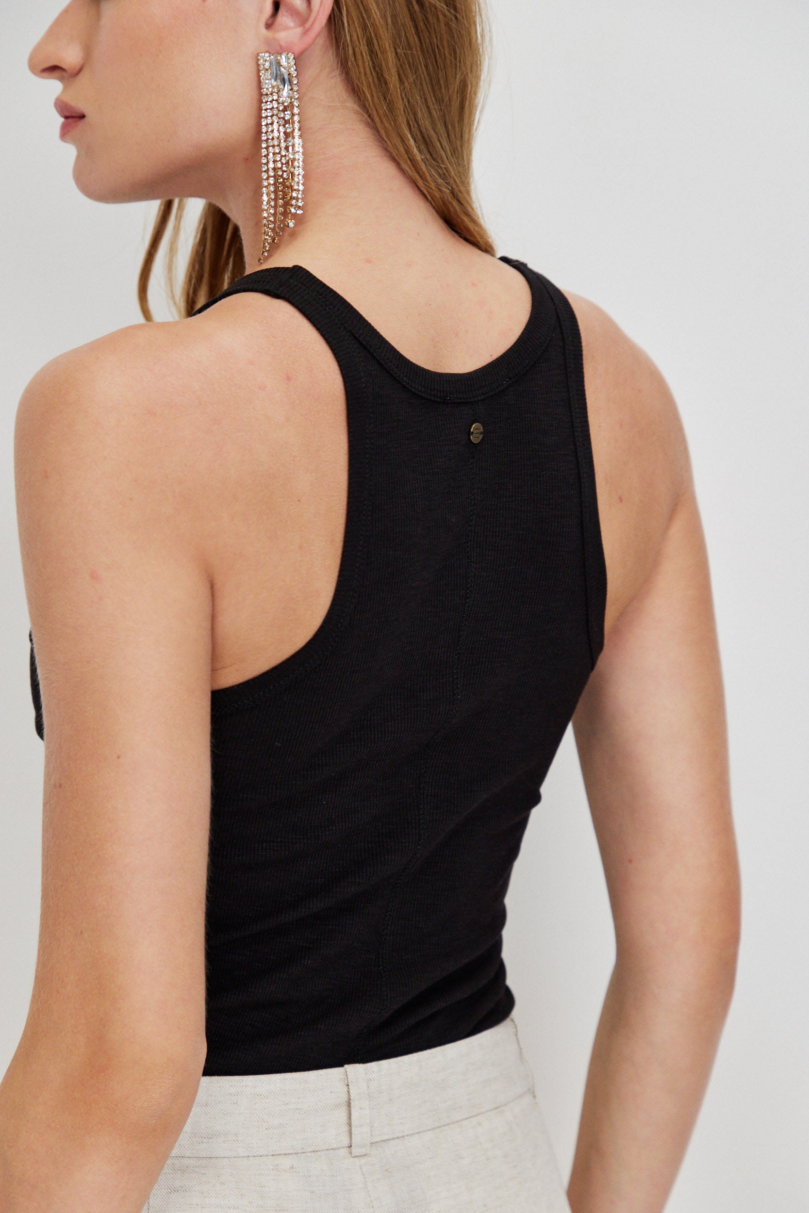 FITTED TANK TOP