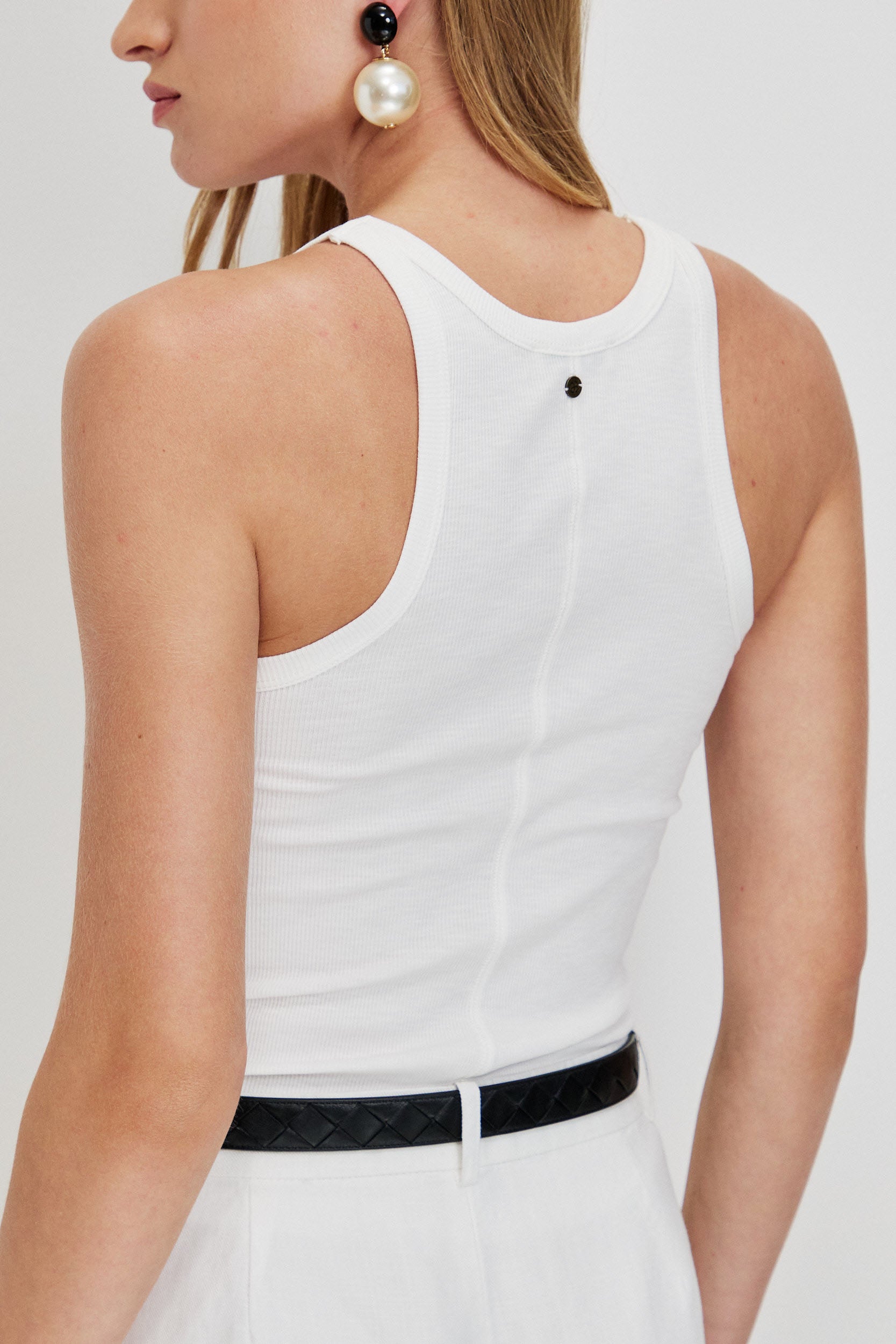 FITTED TANK TOP