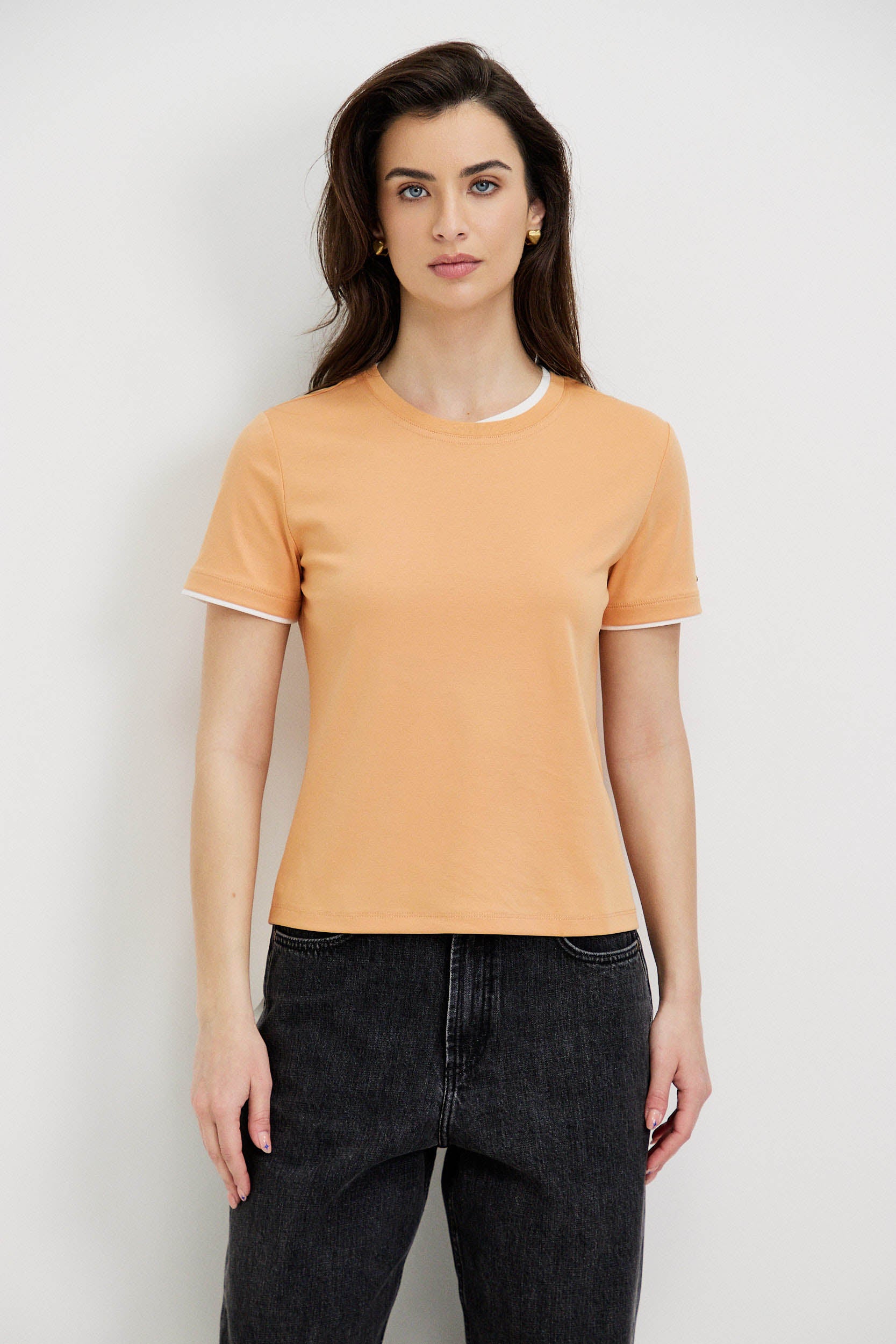 ASYMMETRIC COLLAR T