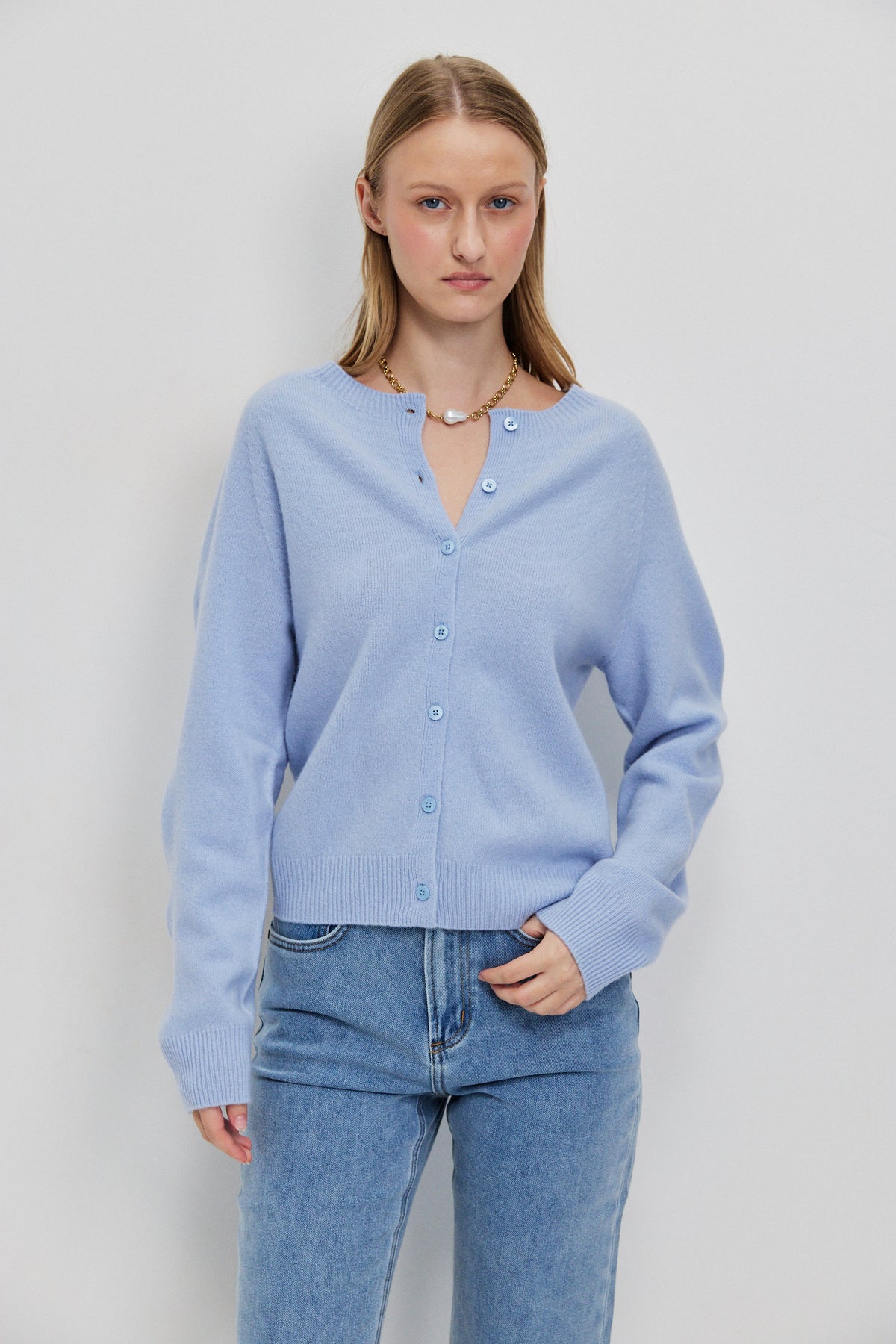CASUAL SWEATER