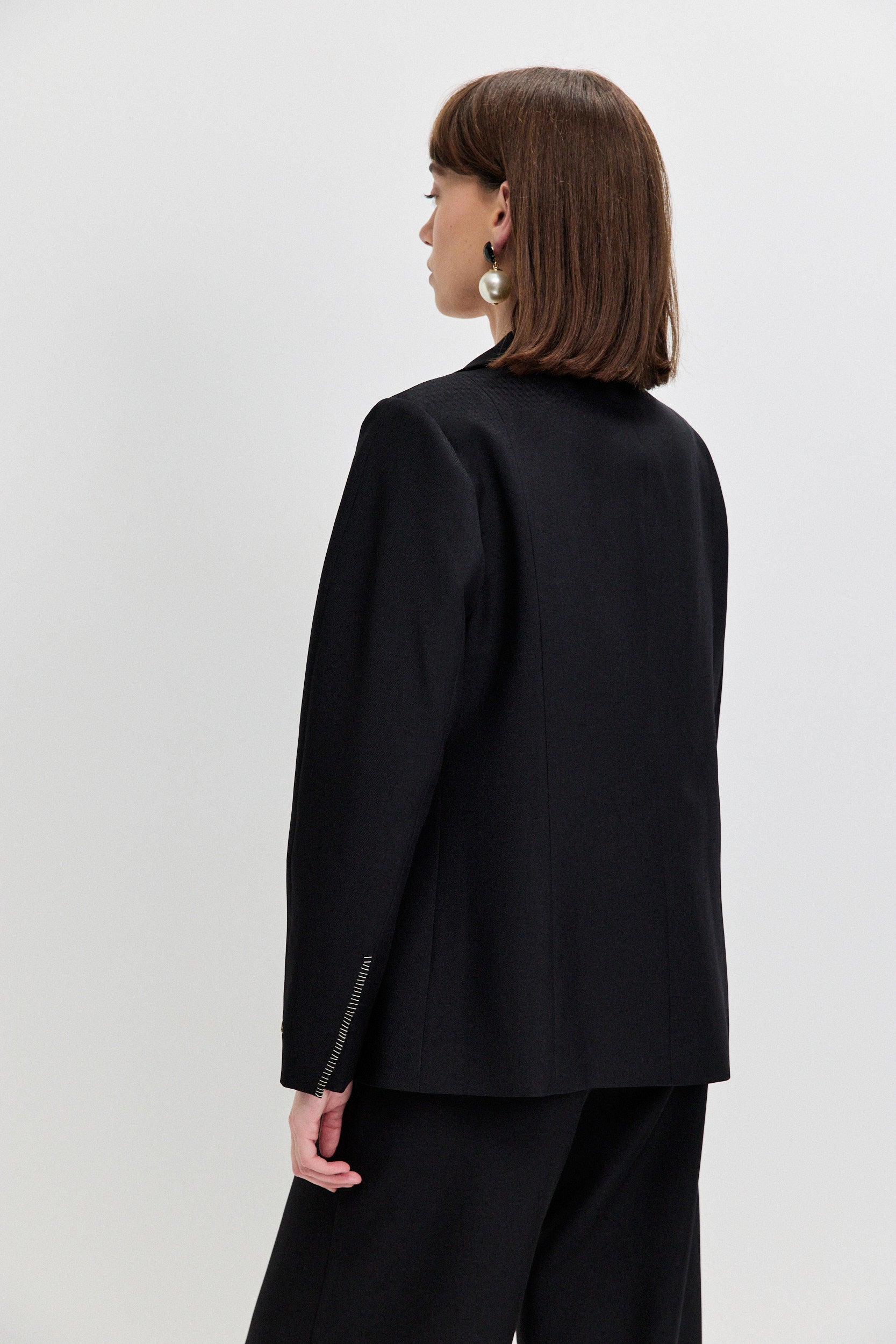 TAILORED JACKET WITH BALLOON SLEEVES AND EMBROIDERY