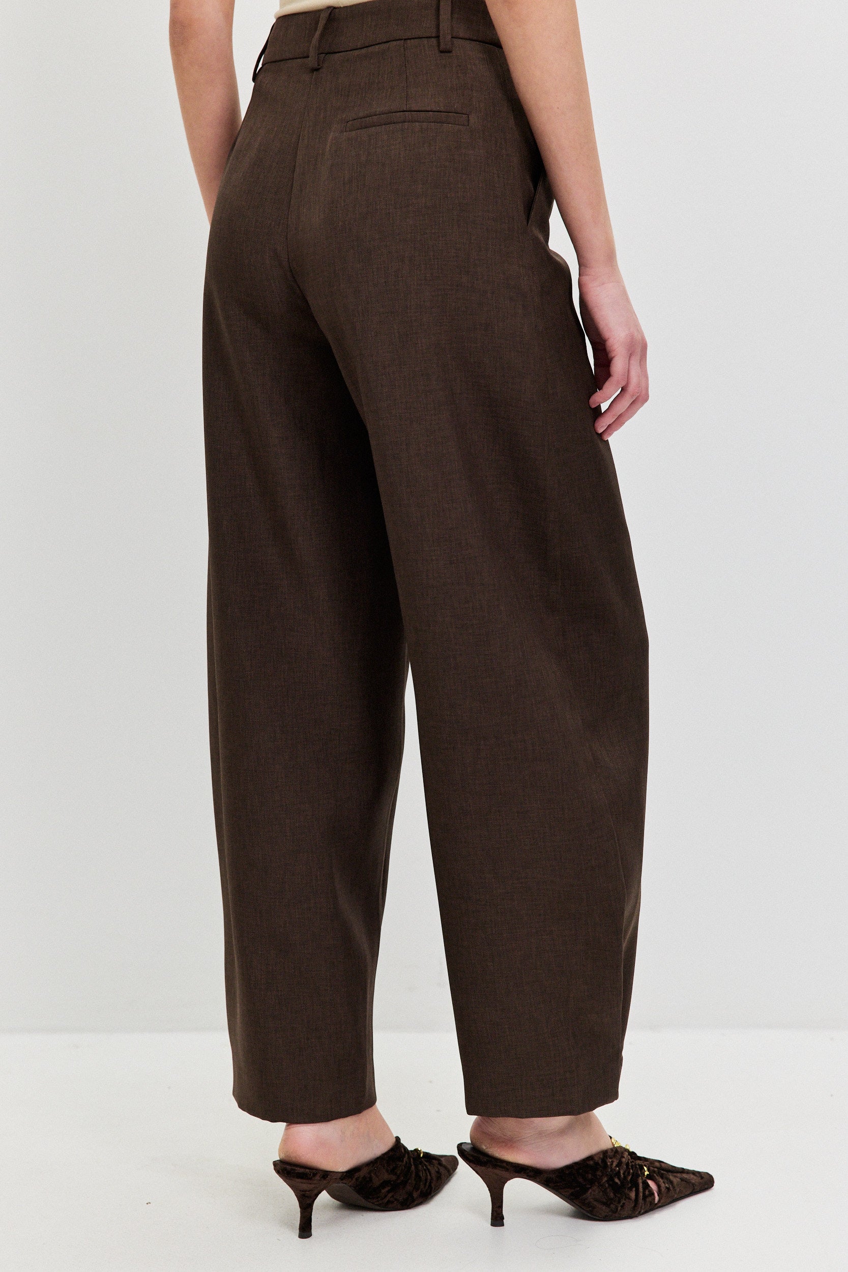 BALLOON TAILORED PANTS