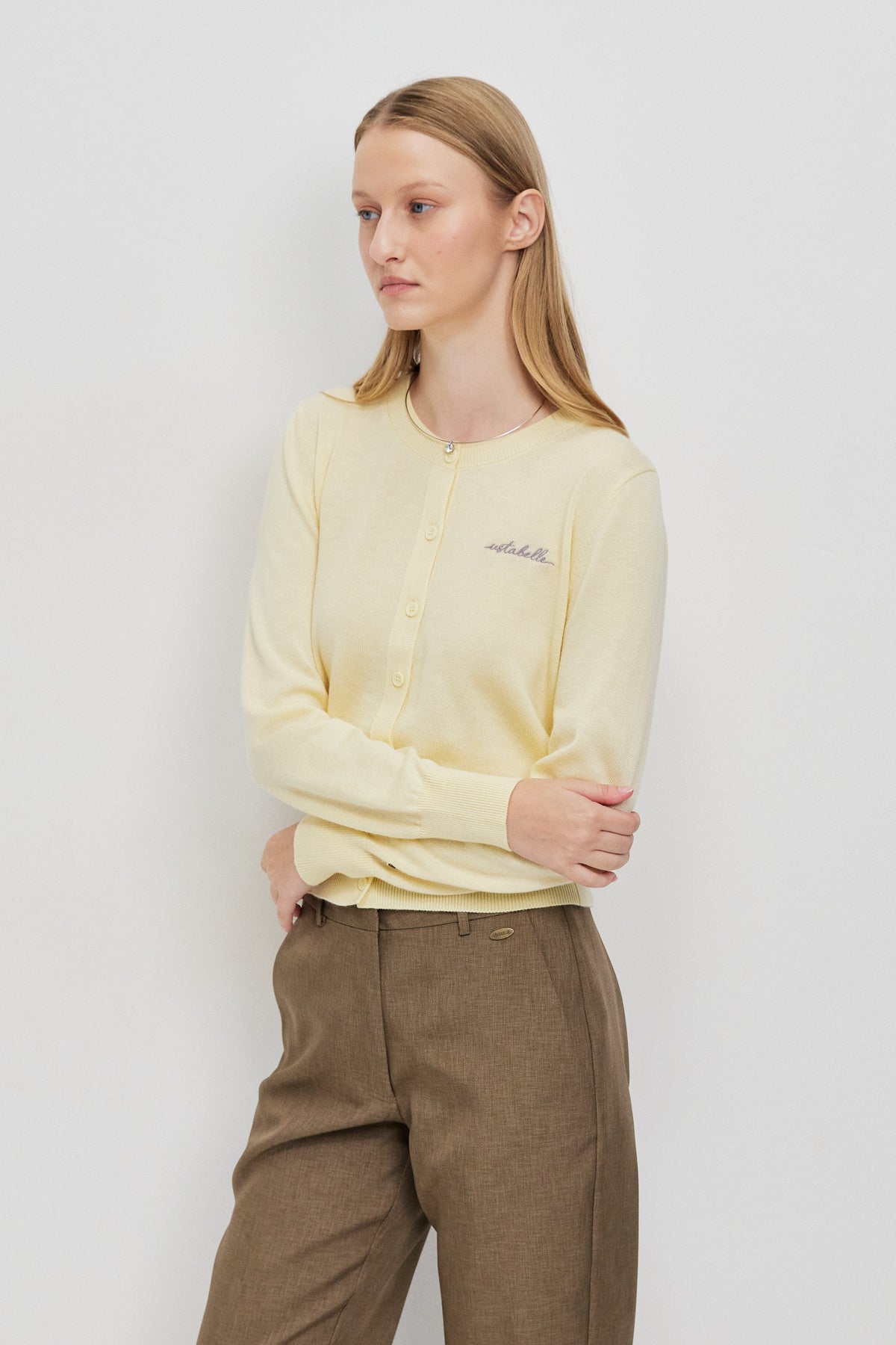 ROUND NECKLINE CARDIGAN