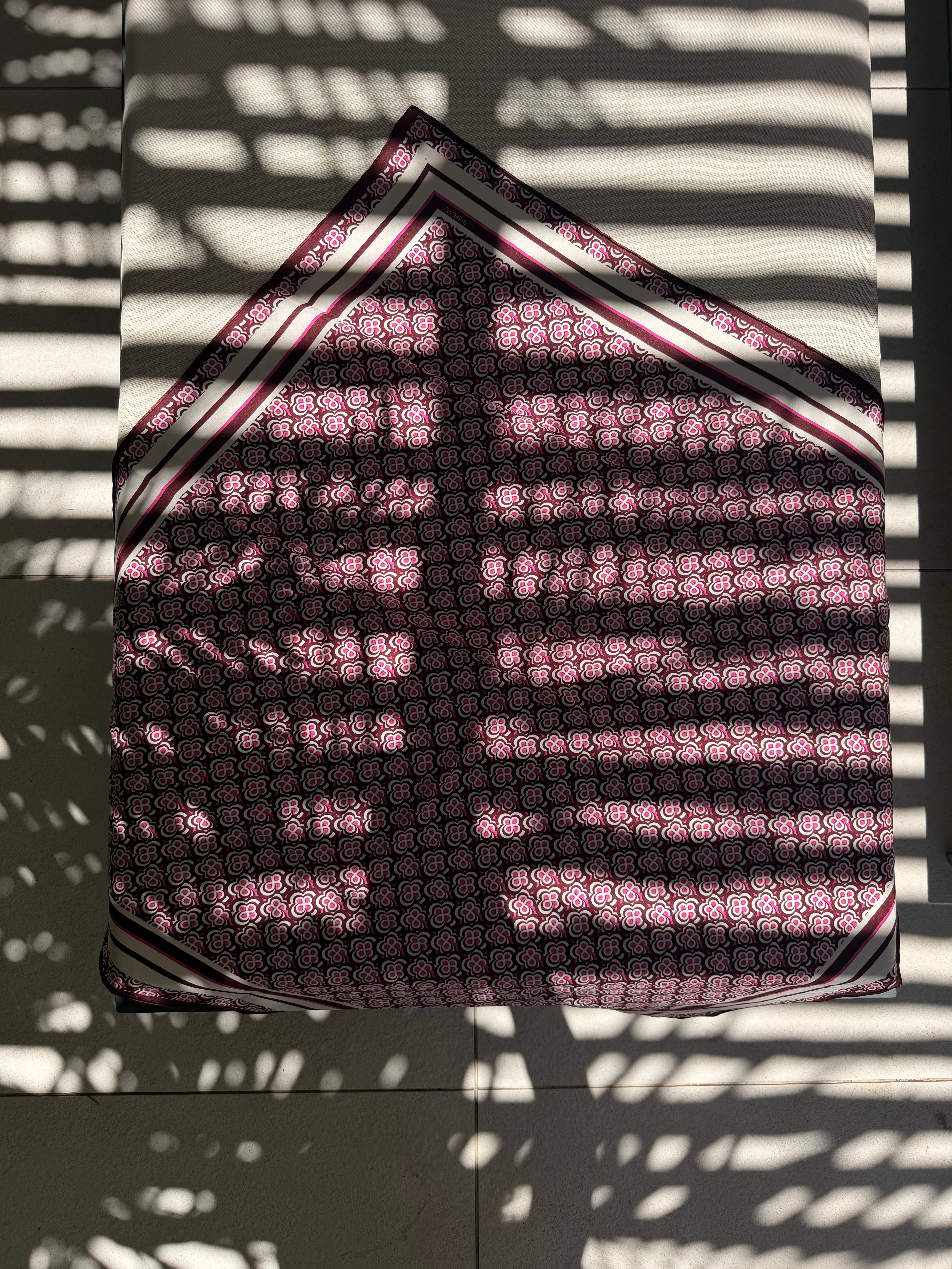SILK SCARF MEDIUM