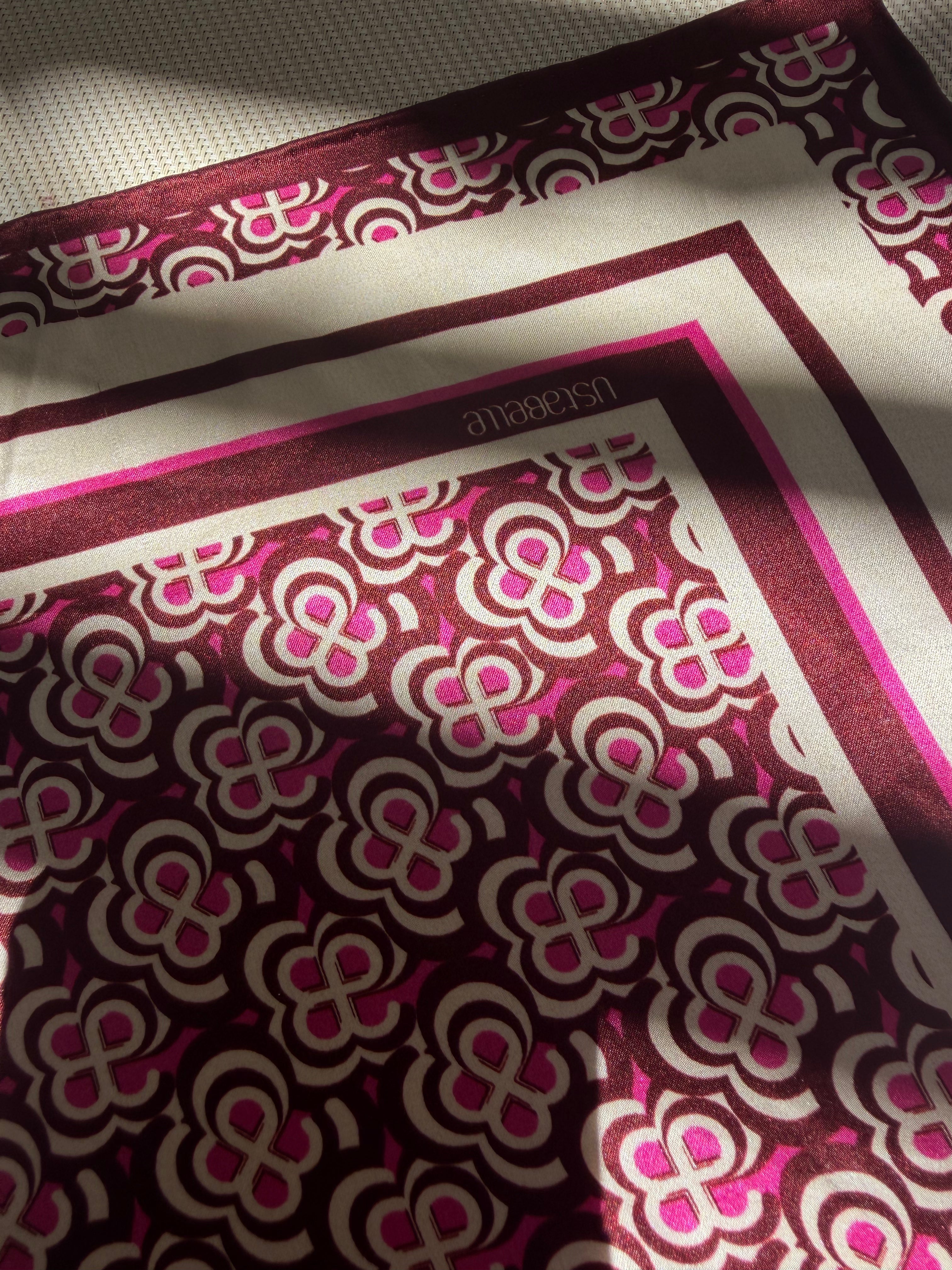 SILK SCARF MEDIUM