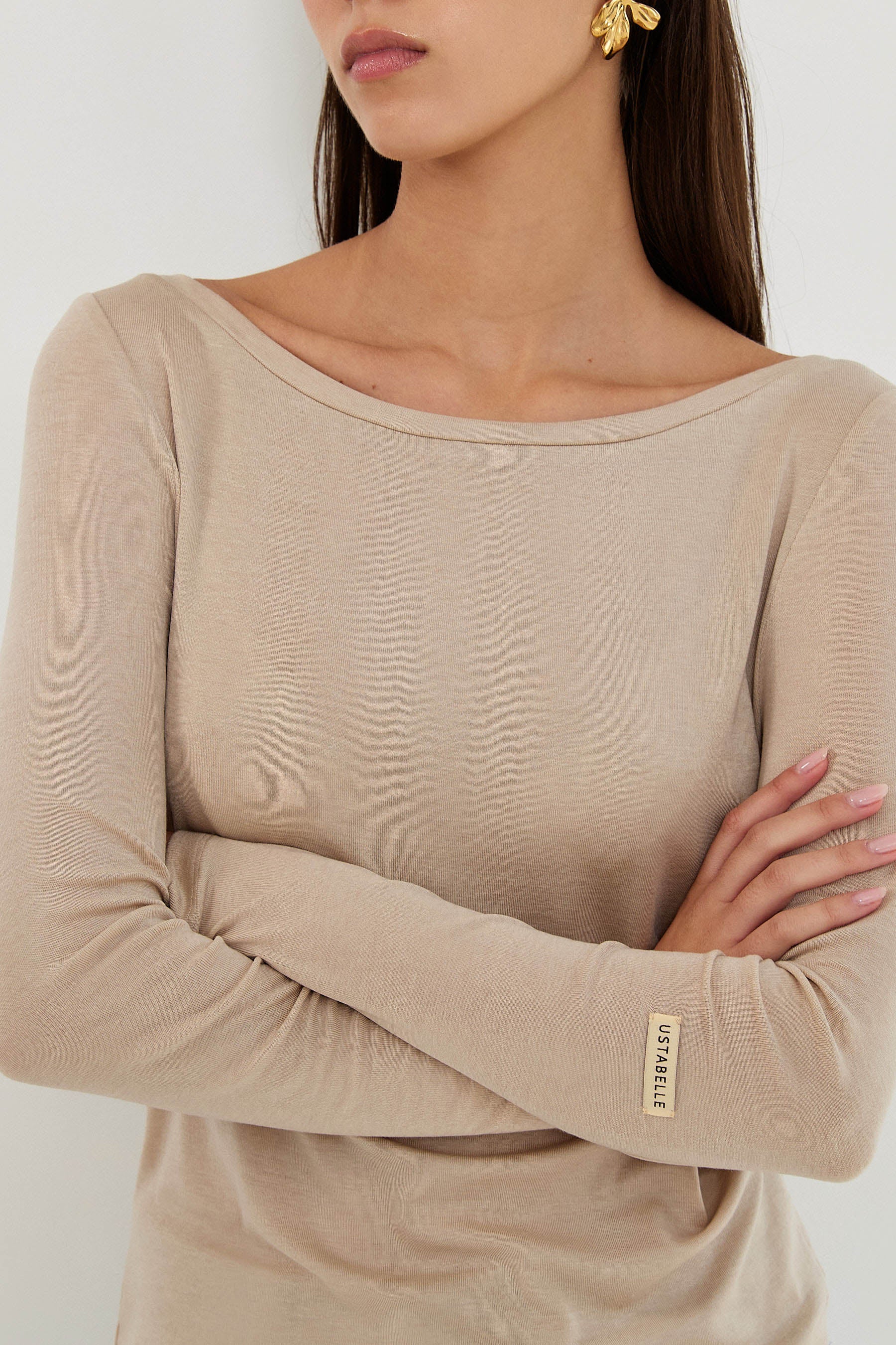BOAT NECKLINE LONG SLEEVES SHIRT