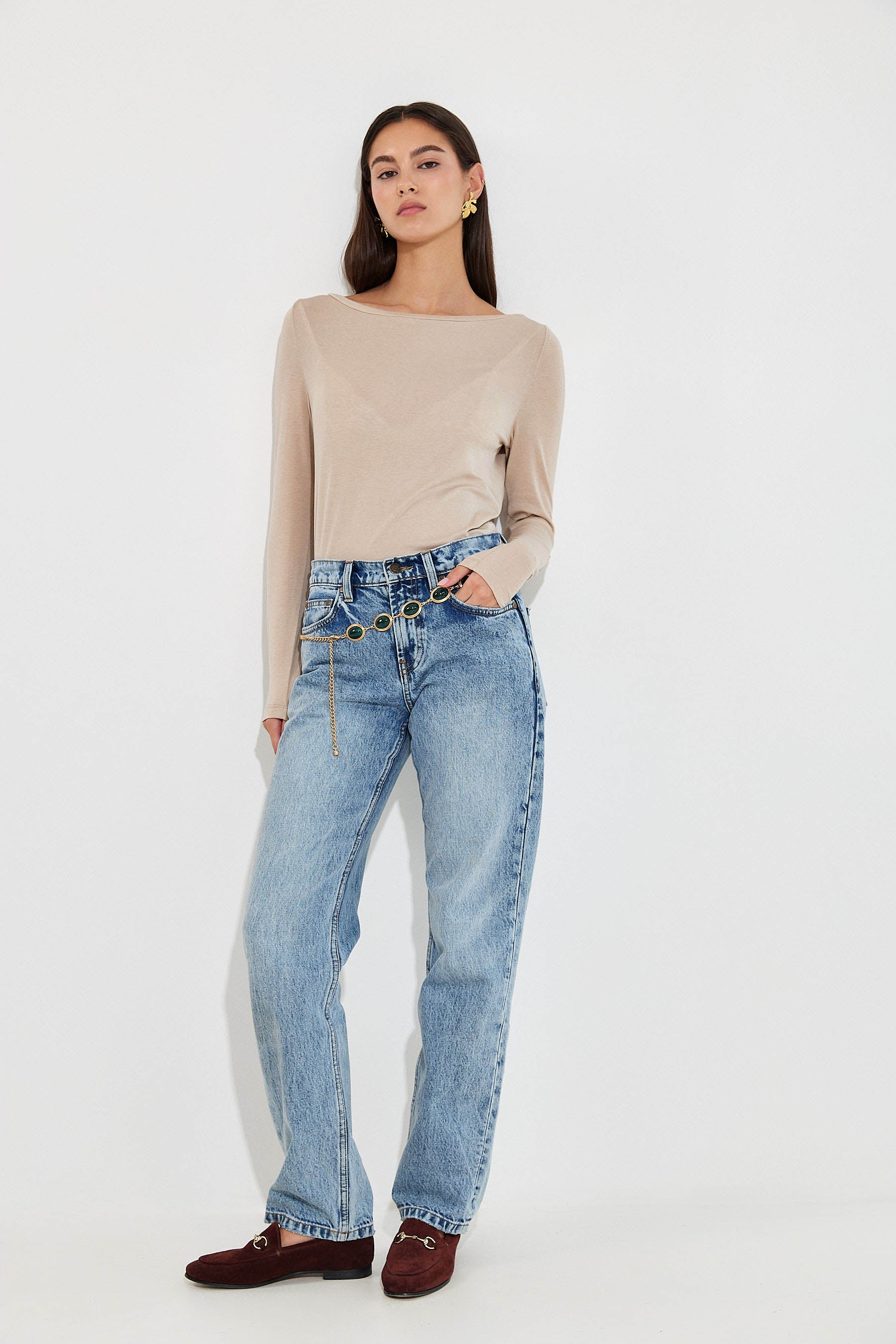 BOAT NECKLINE LONG SLEEVES SHIRT