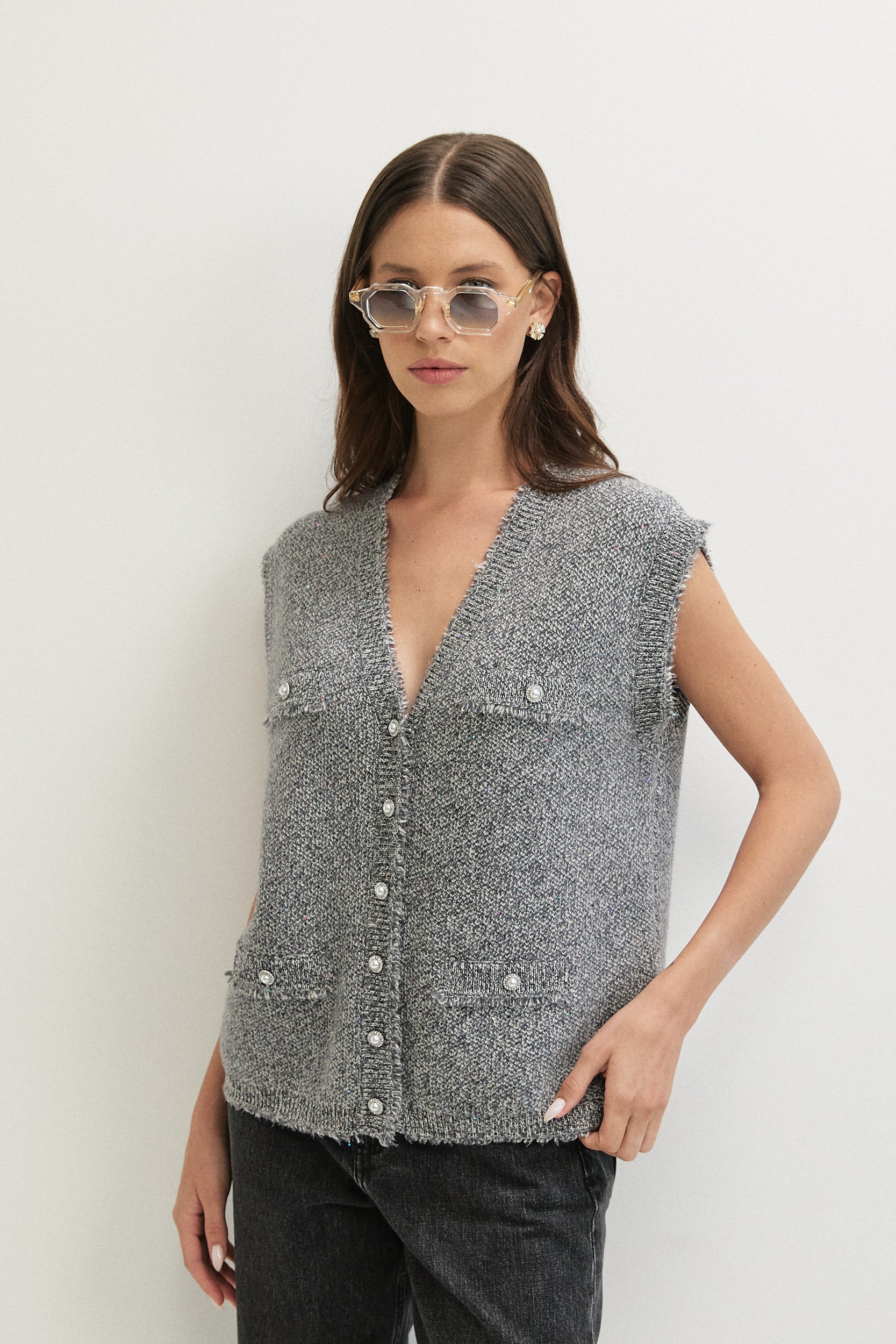 MELANGE WITH SEQUINS VEST