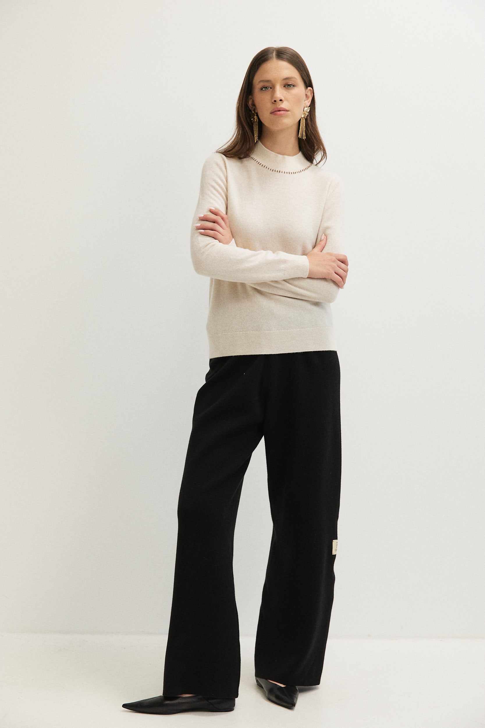 THIN WOOL EMB KNITWEAR