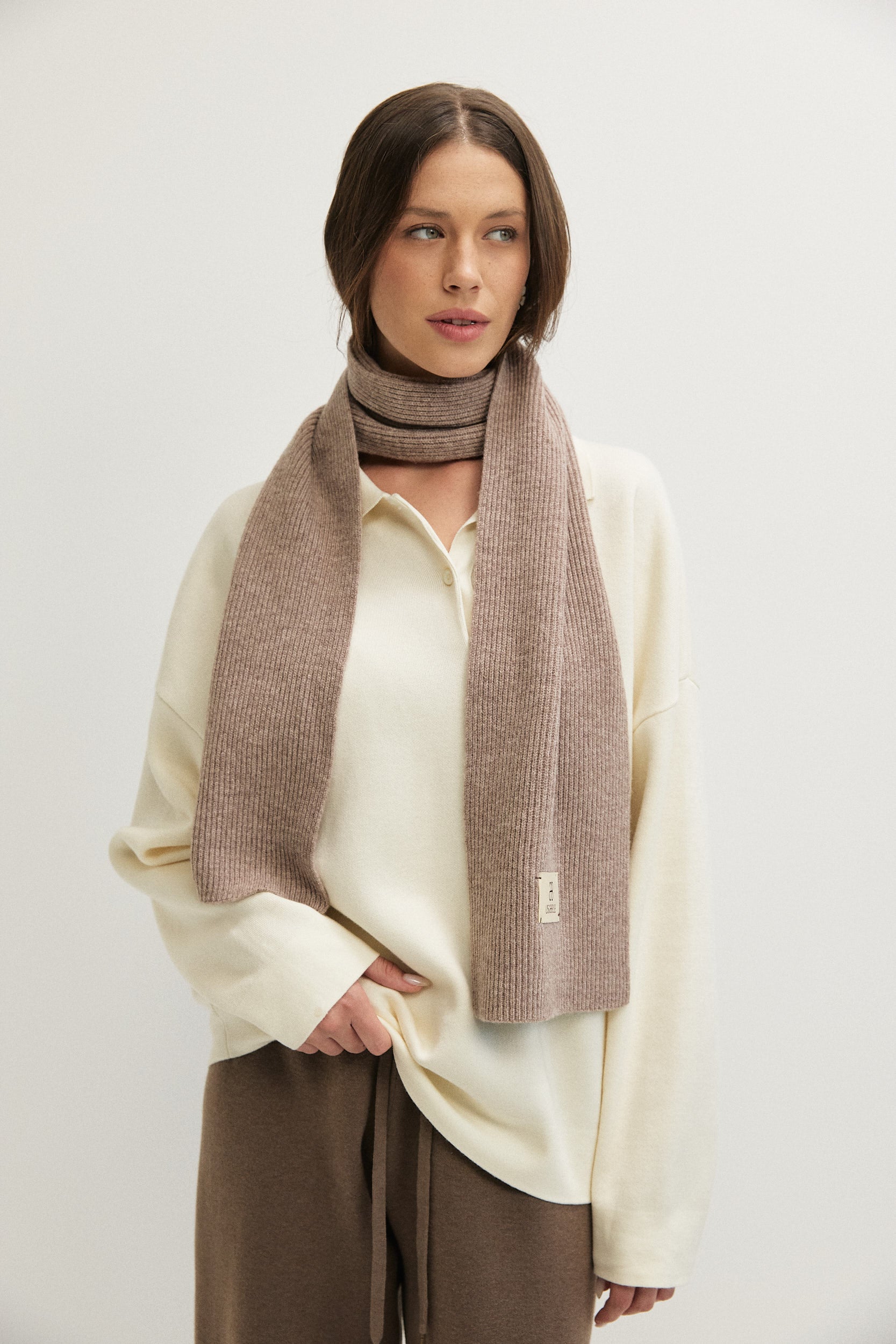 WOOL SCARF