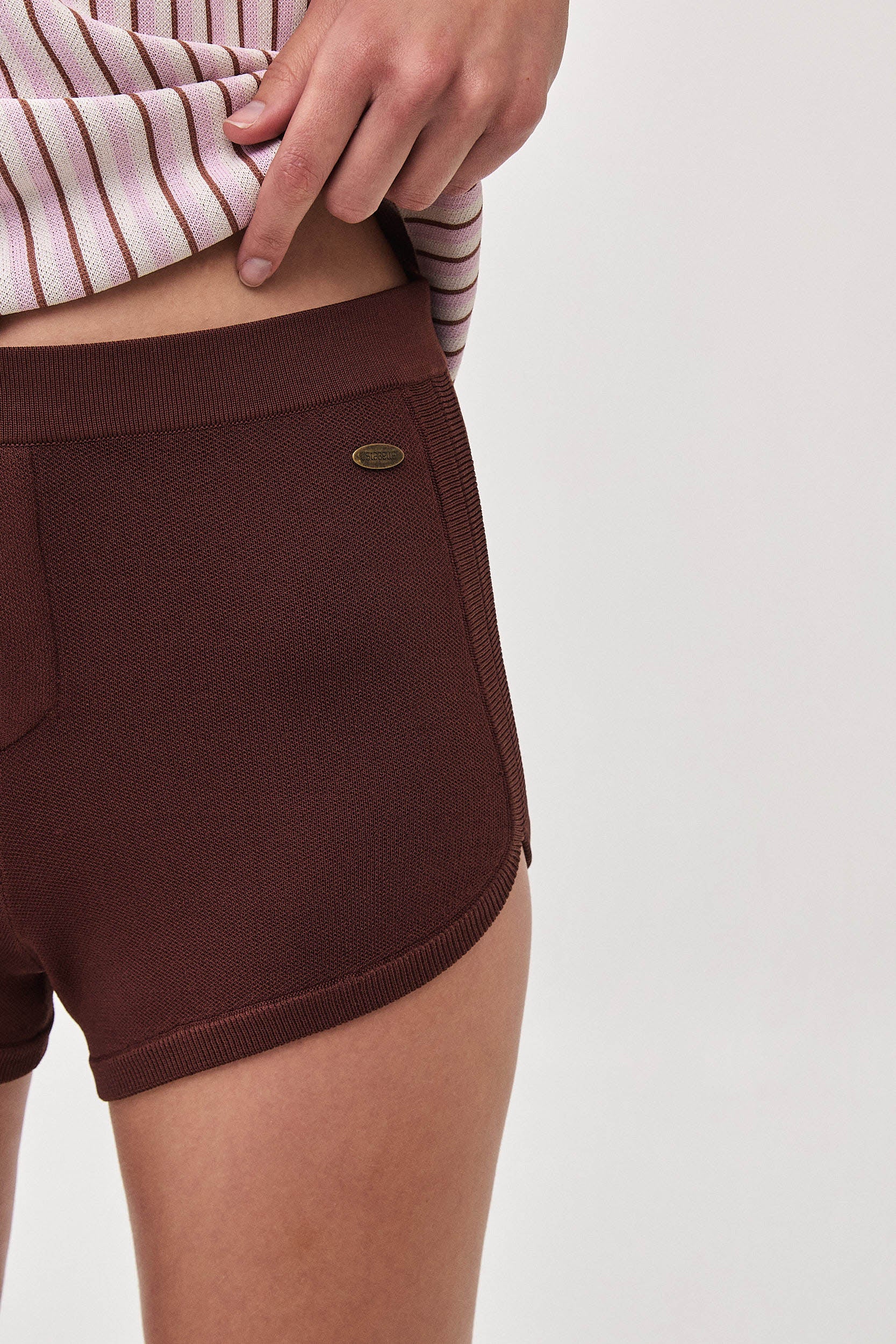 KNITTED SHORT