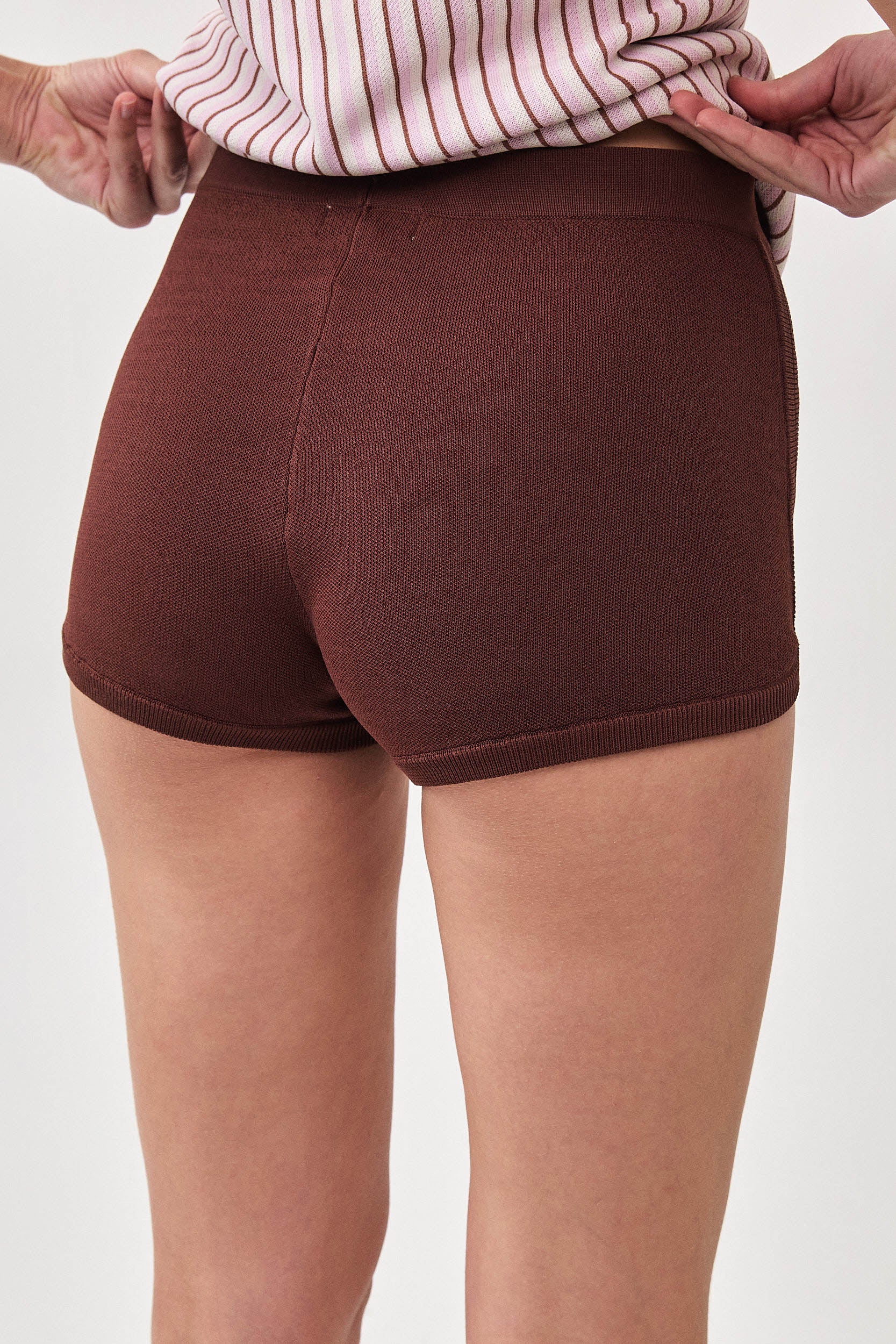 KNITTED SHORT